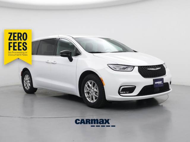 White 2025 Chrysler Pacifica Minivan Front-Wheel Drive Automatic