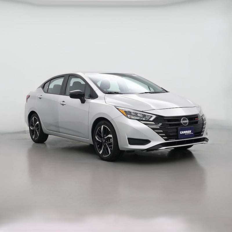 2024 Nissan Versa SR