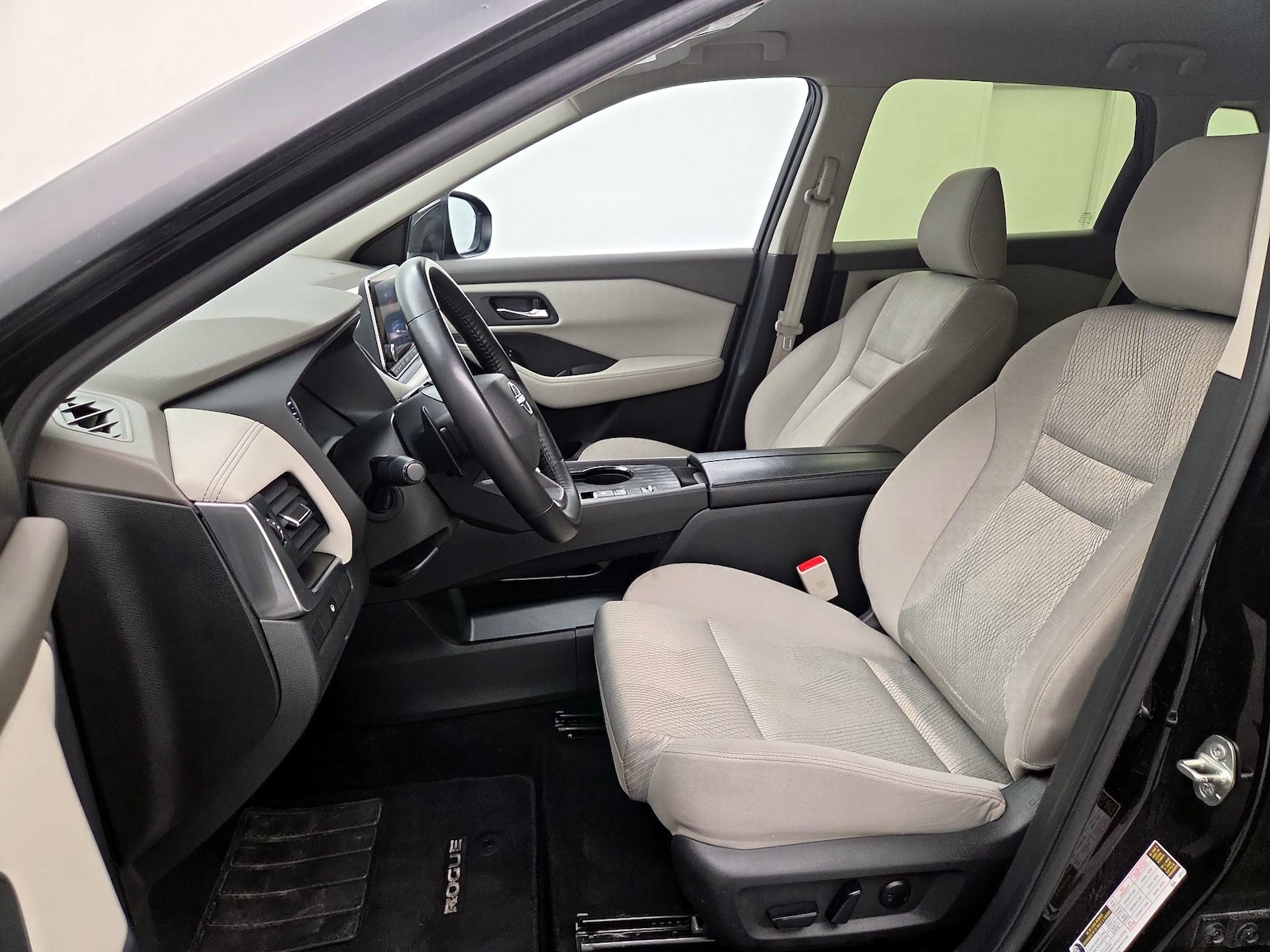 Power Seat(s) & Side Airbags