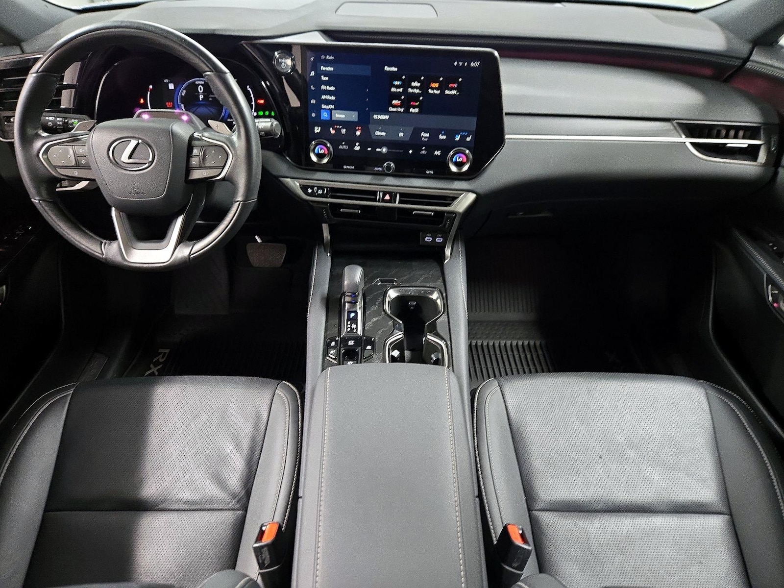 Apple CarPlay® & Android Auto™