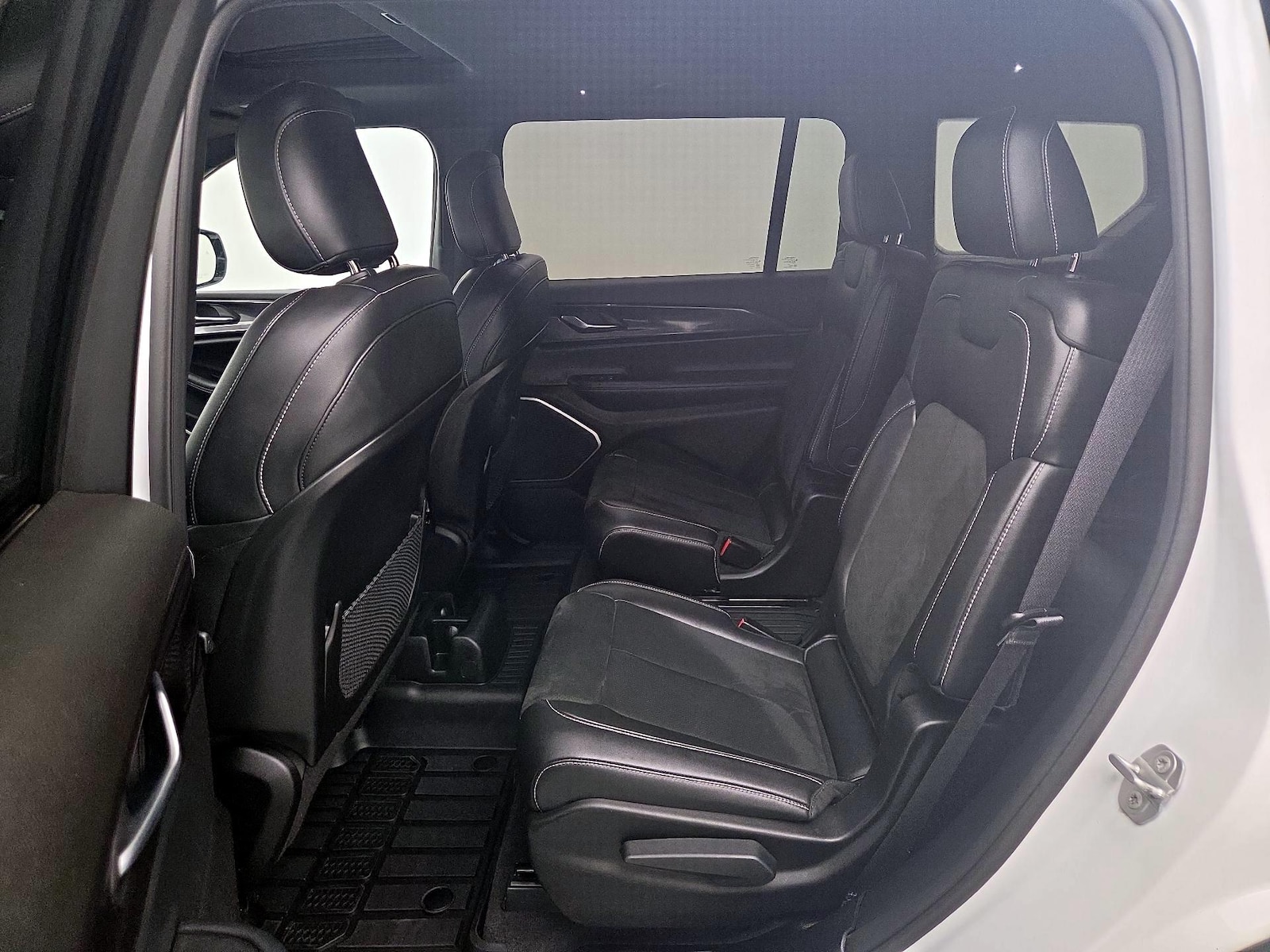 Rear Air Conditioning