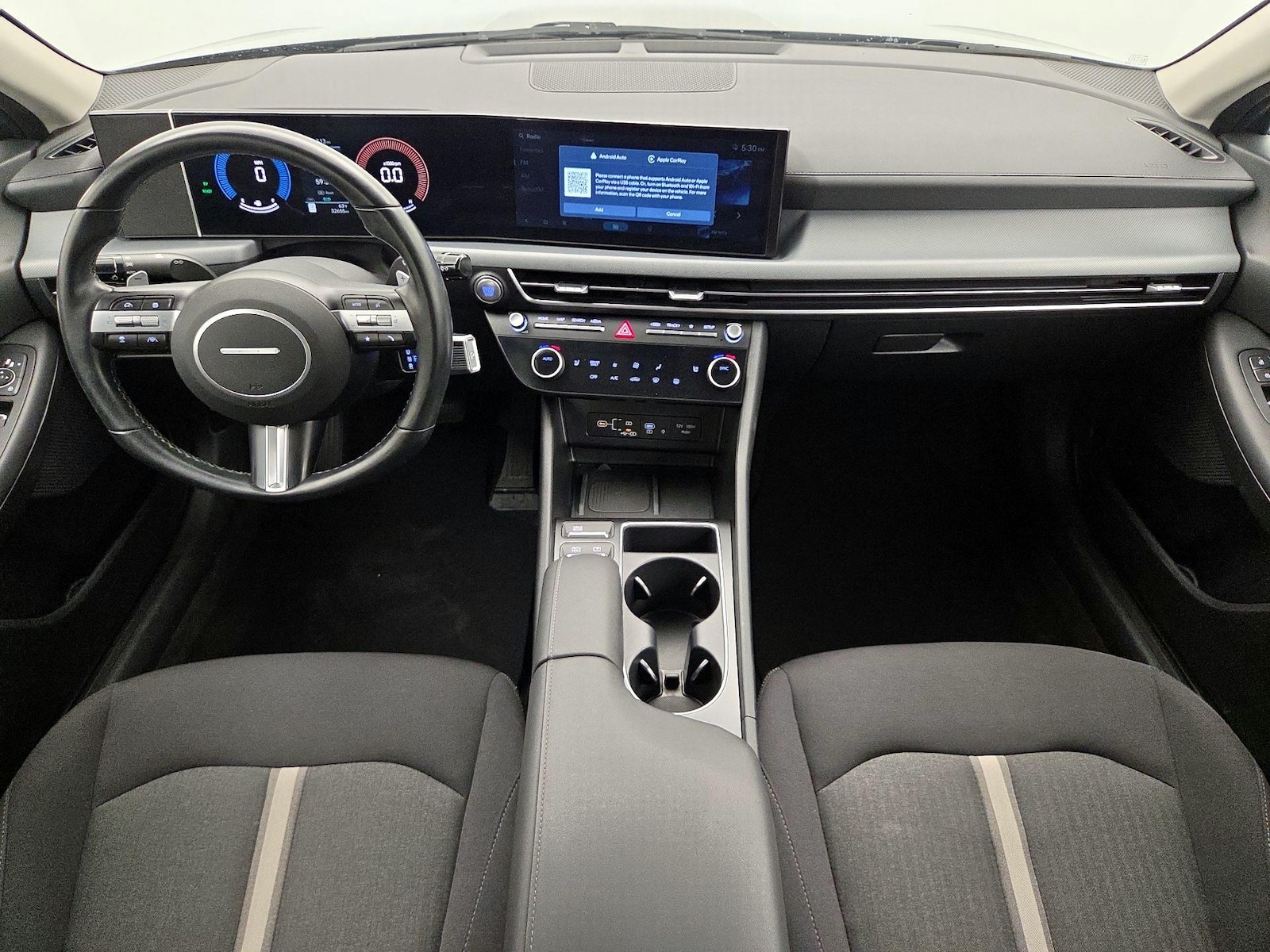 Apple CarPlay® & Android Auto™