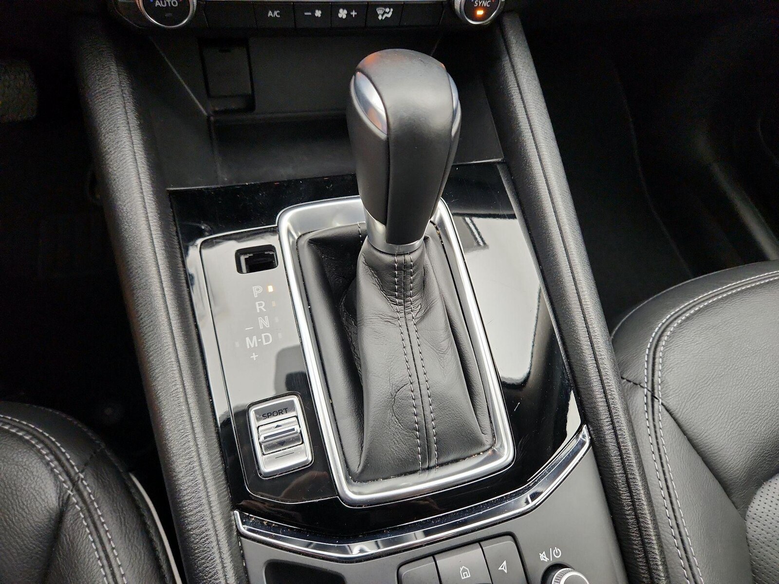 2025 Mazda CX-5 S Preferred package - Photo 18