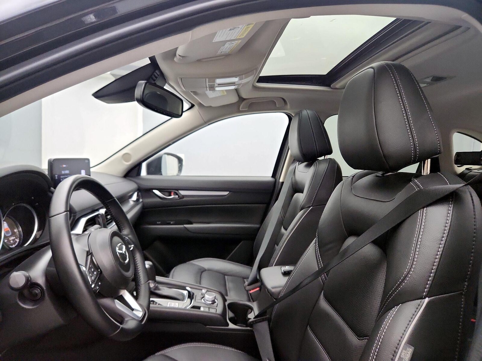 2025 Mazda CX-5 S Preferred package - Photo 19
