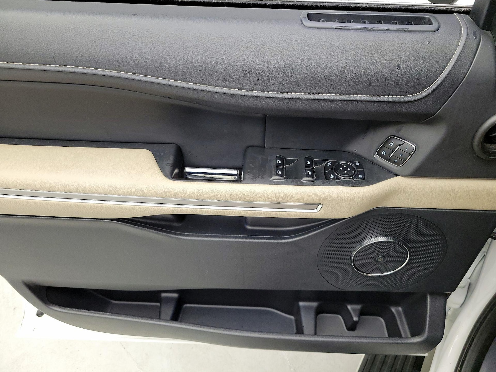 2024 Ford Expedition Limited - Photo 13