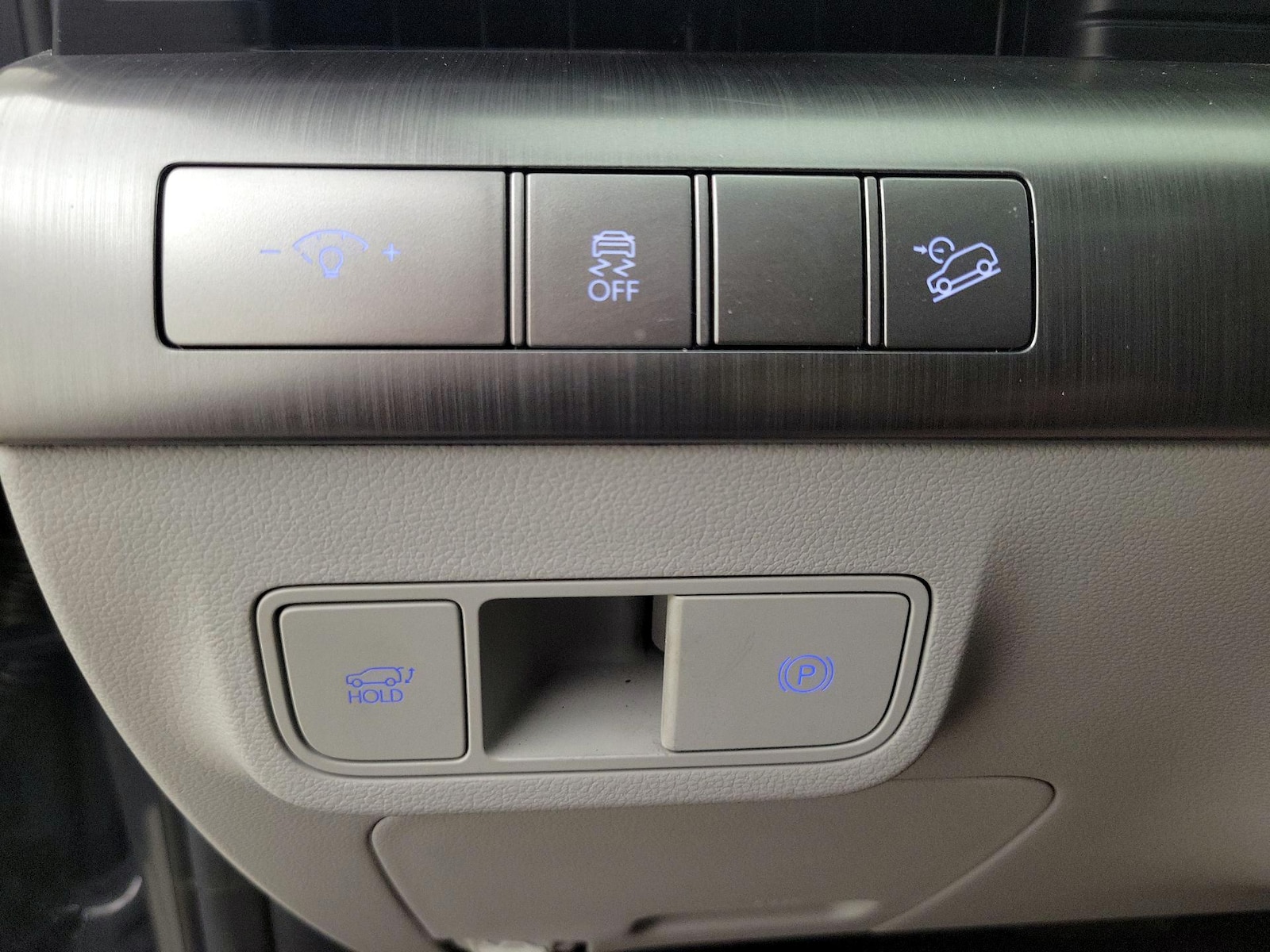 2024 Hyundai Kona Limited - Photo 14