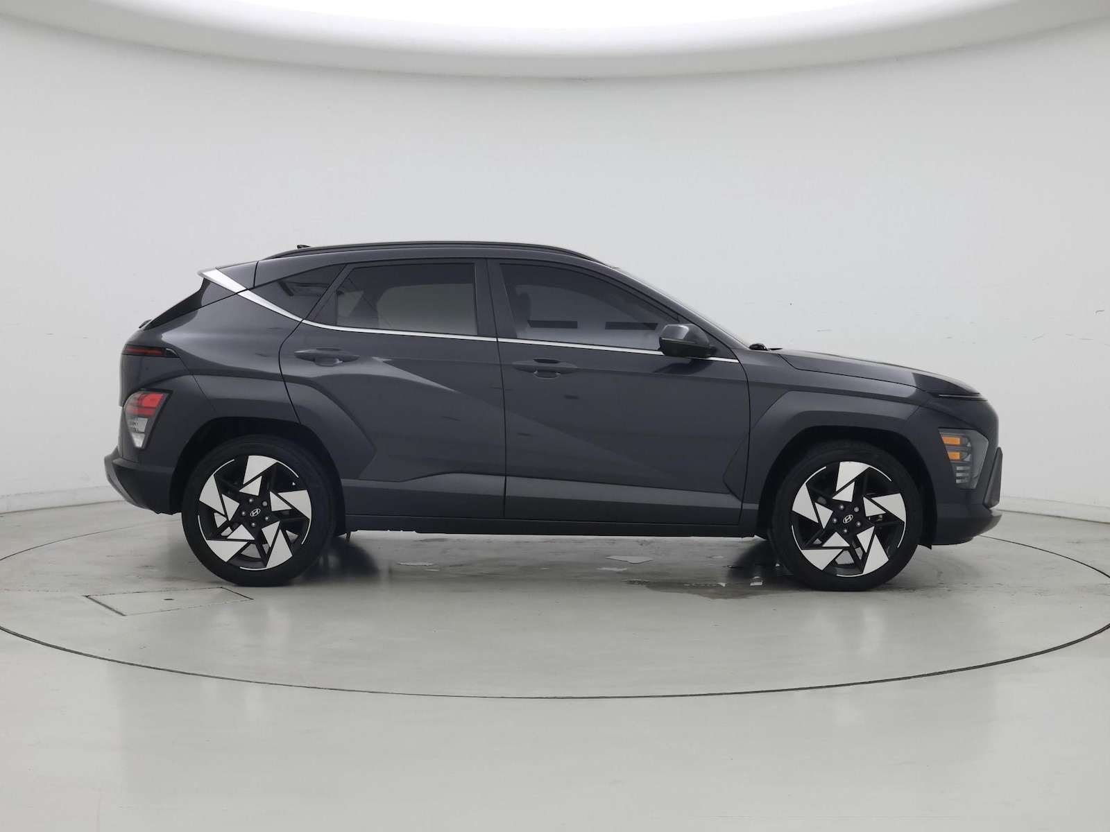 2024 Hyundai Kona Limited - Photo 8