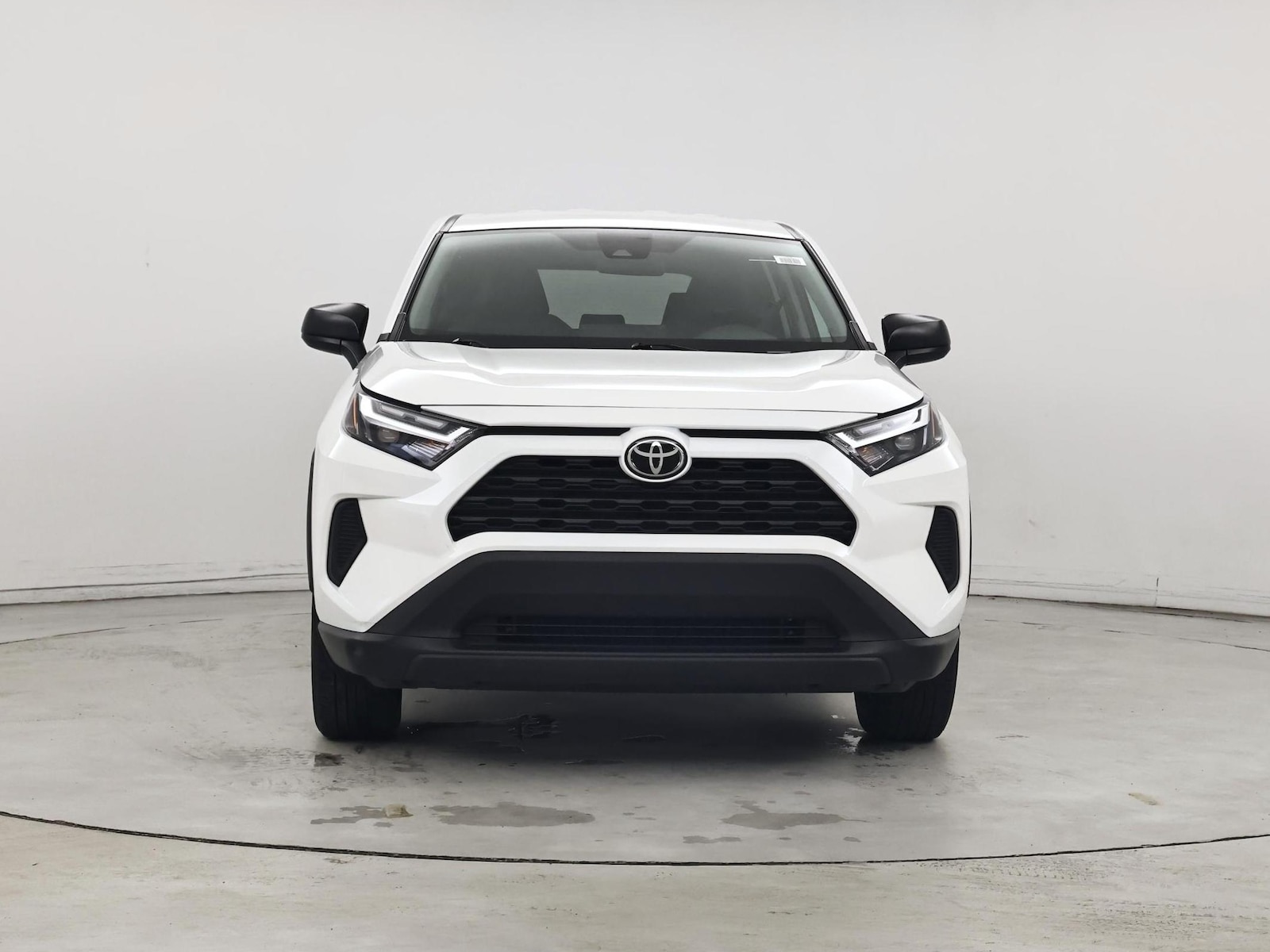 2025 Toyota RAV4 LE - Photo 6