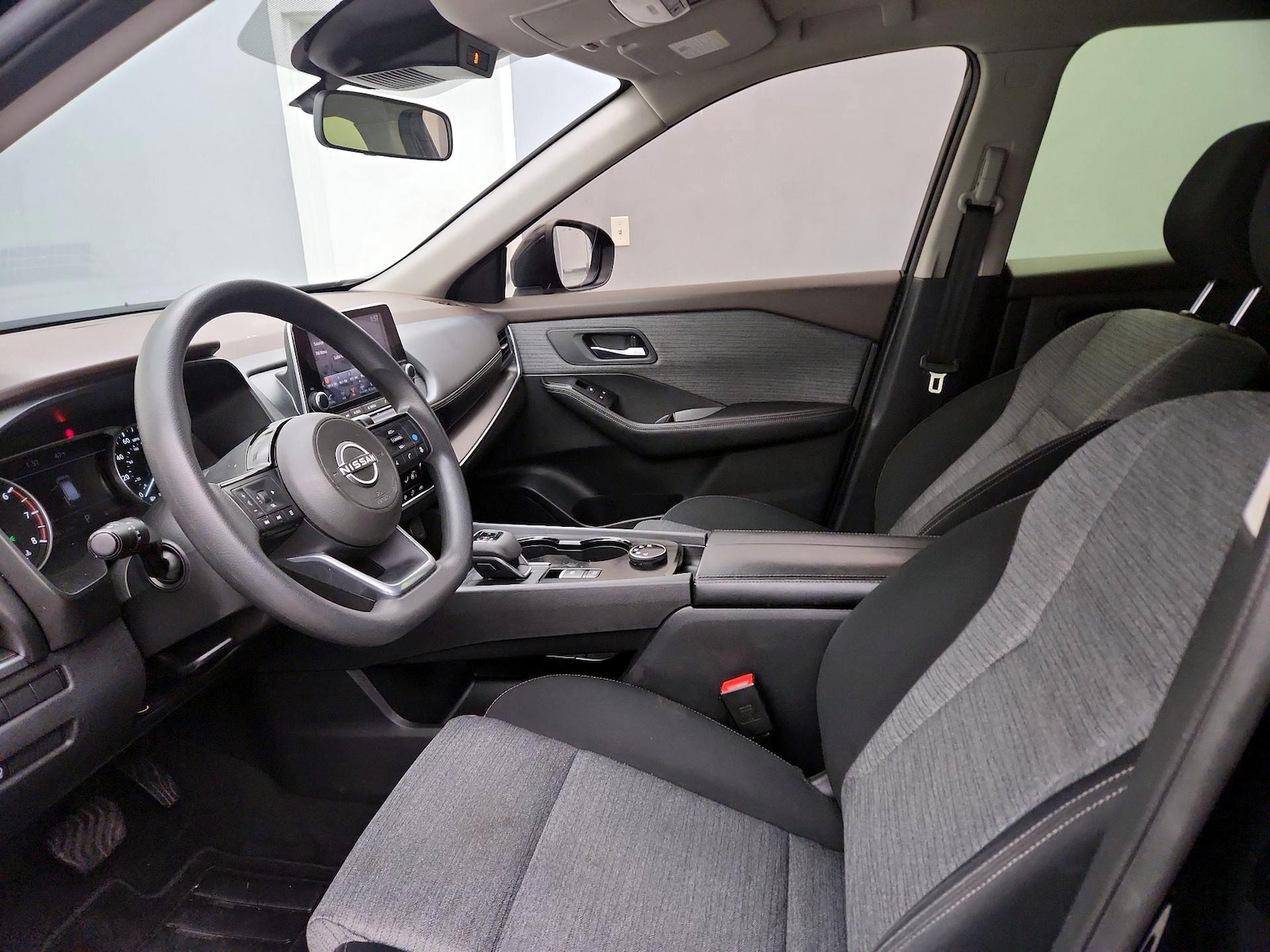 Power Seat(s) & Side Airbags