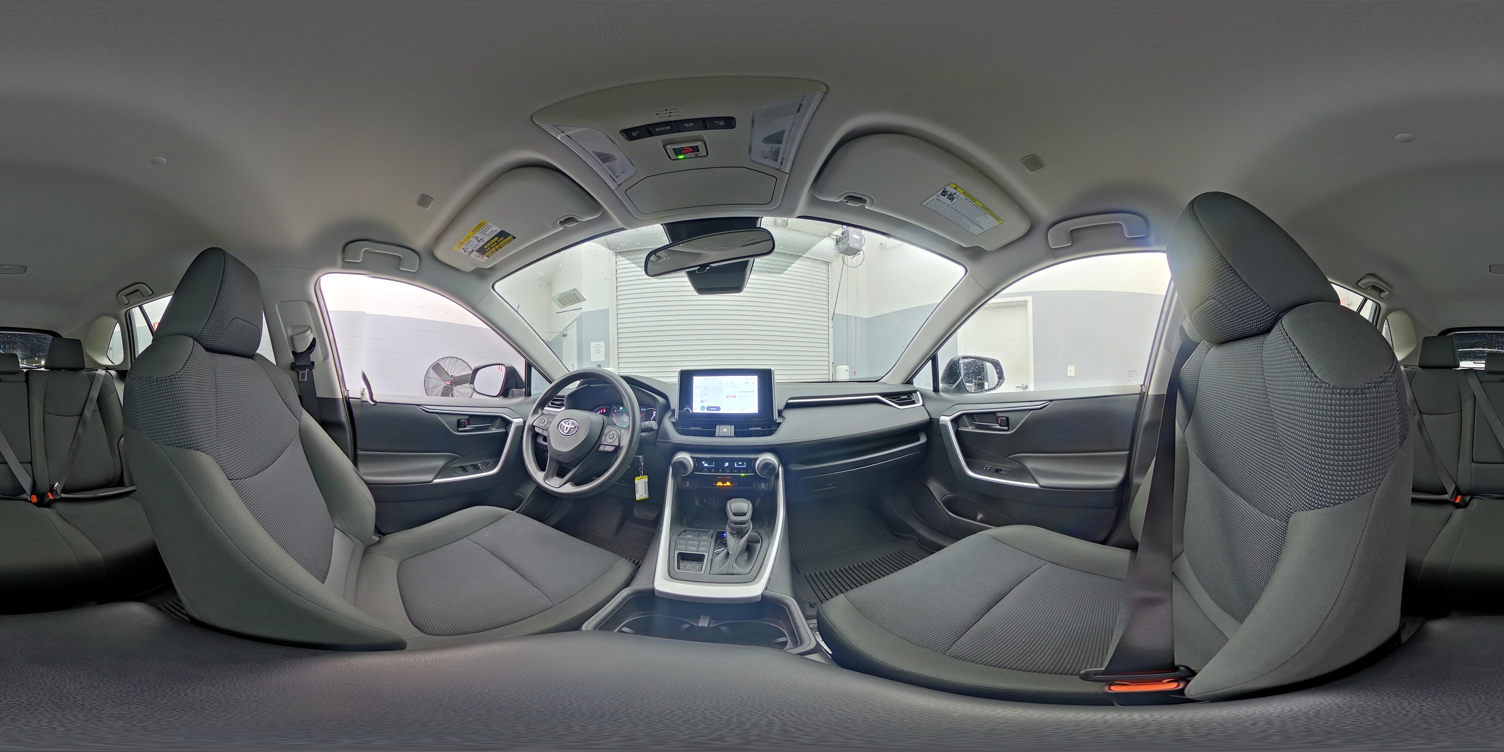2025 Toyota RAV4 LE - Photo 24