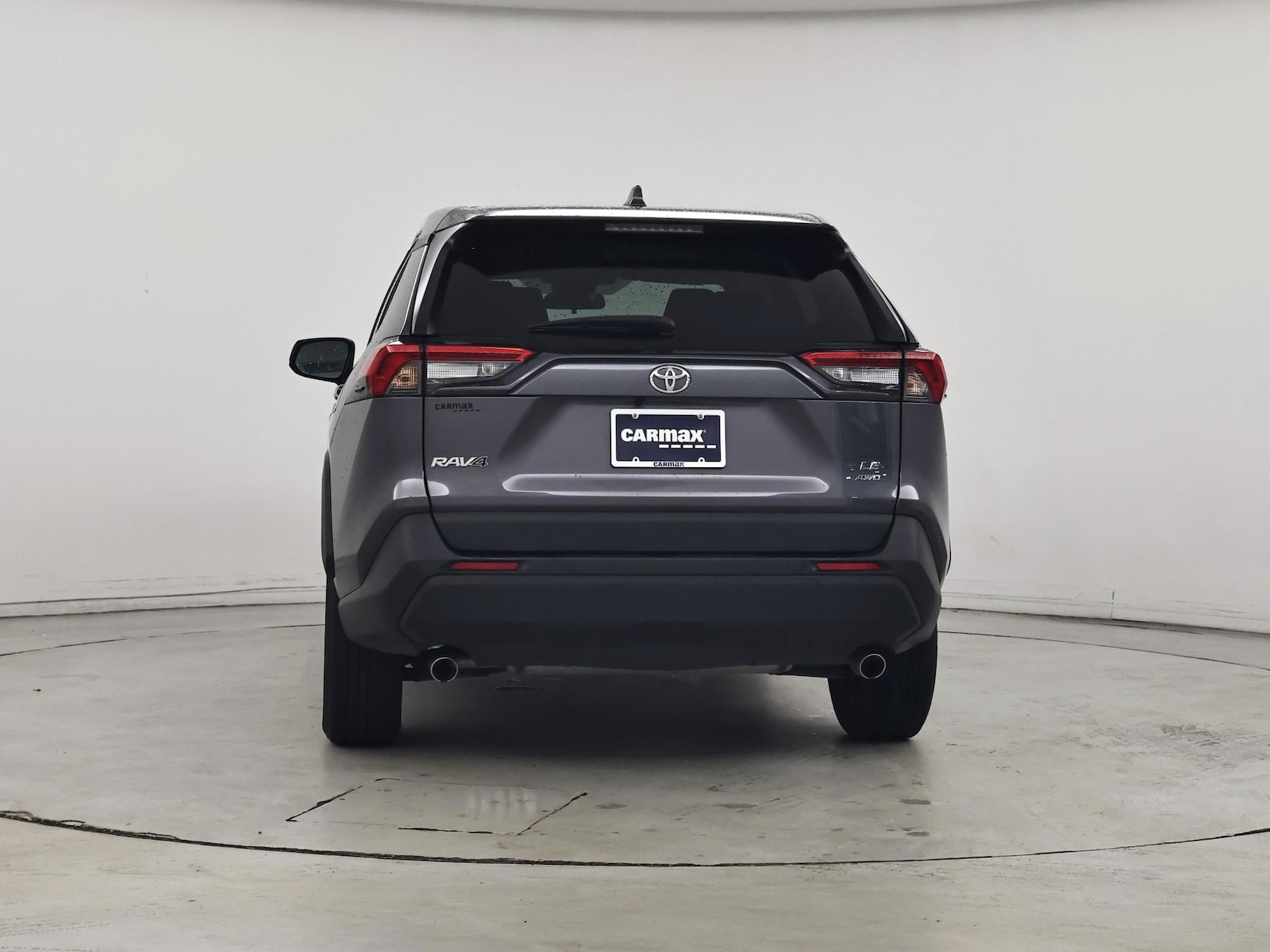 2025 Toyota RAV4 LE - Photo 7