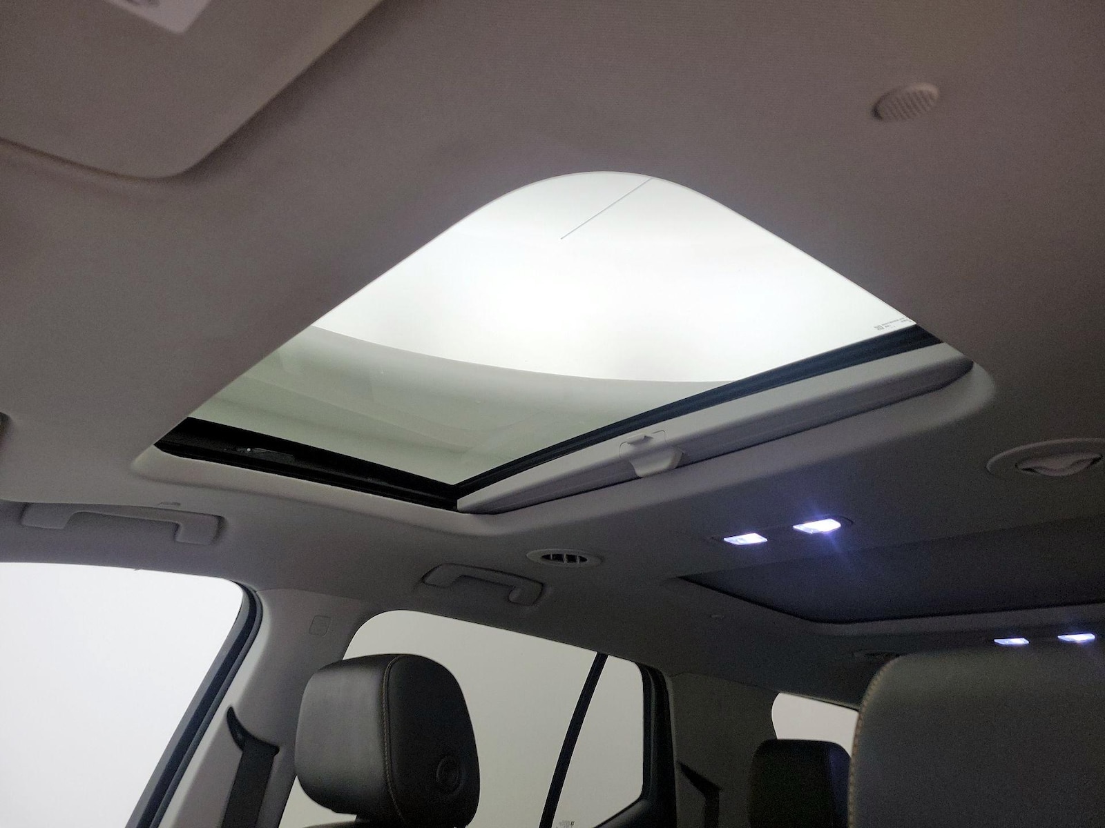 Sunroof(s) & Skylight(s)