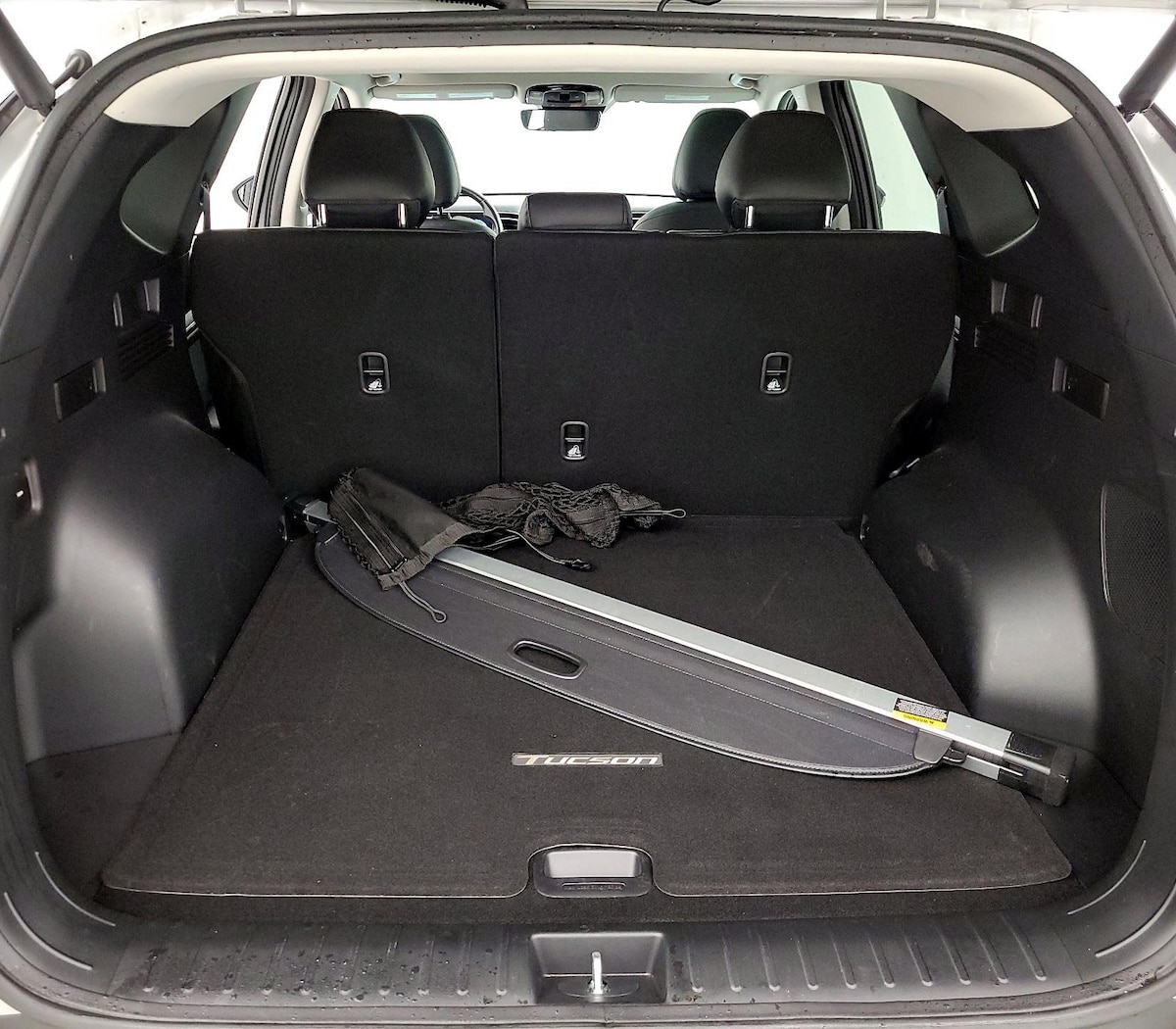 Trunk/Cargo (Seats Up)