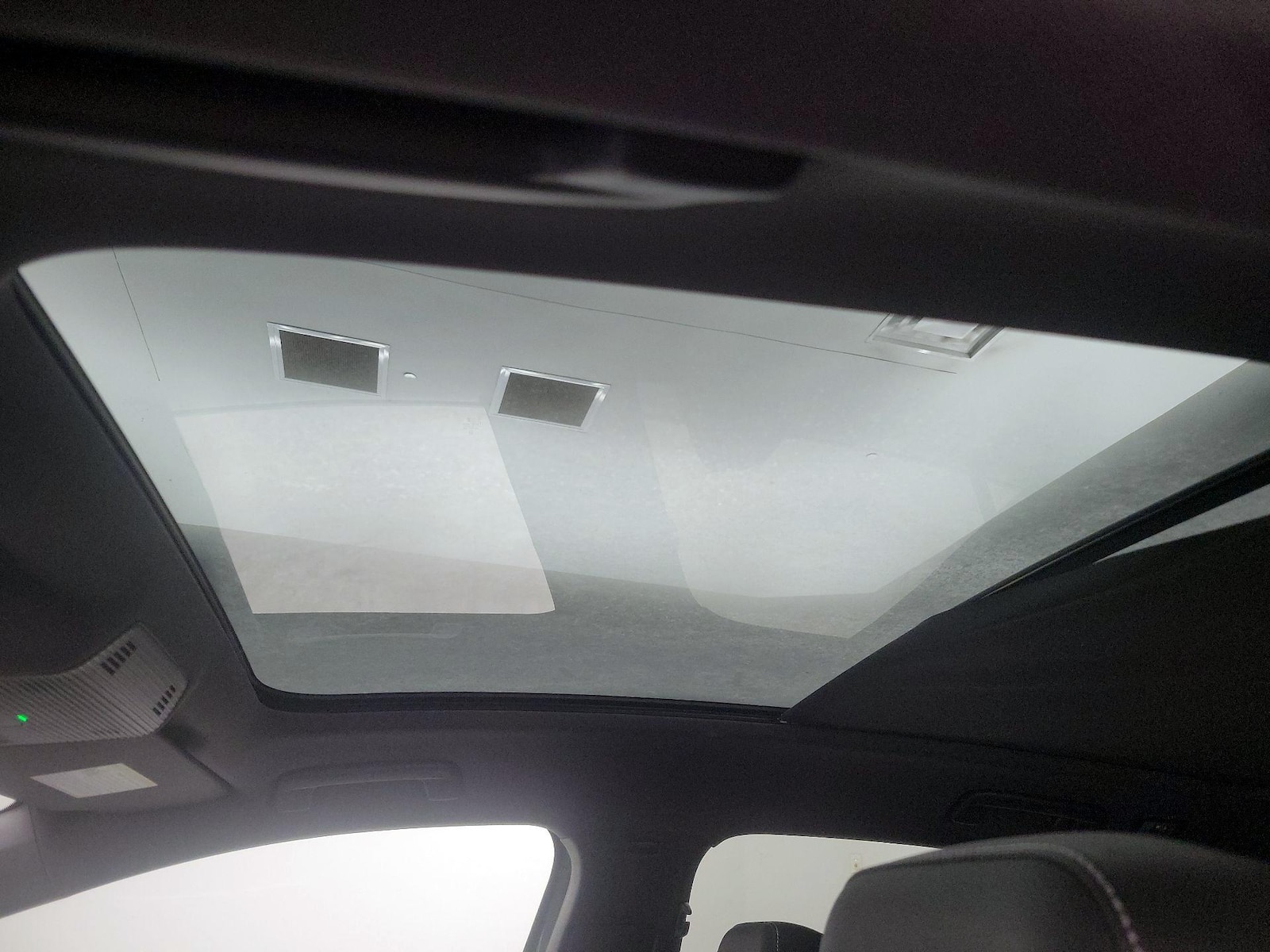 Skylight(s) & Overhead Airbags