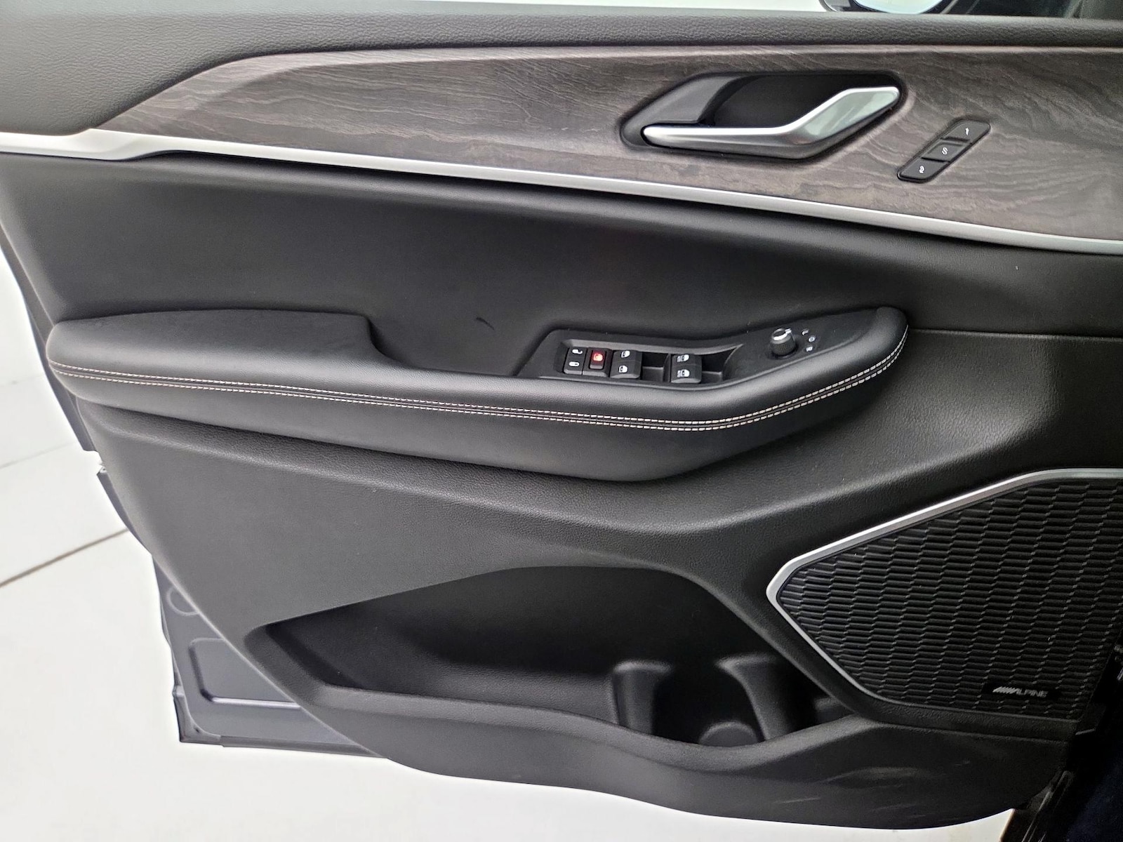 2023 Jeep Grand Cherokee L Limited - Photo 13