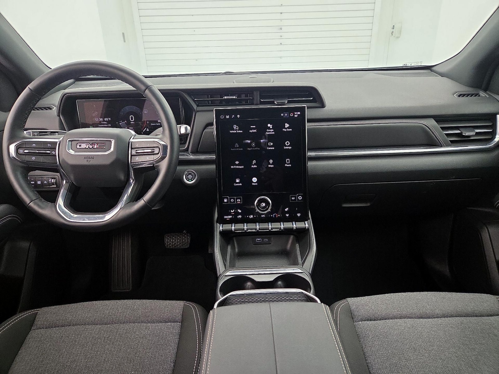 Apple CarPlay® & Android Auto™