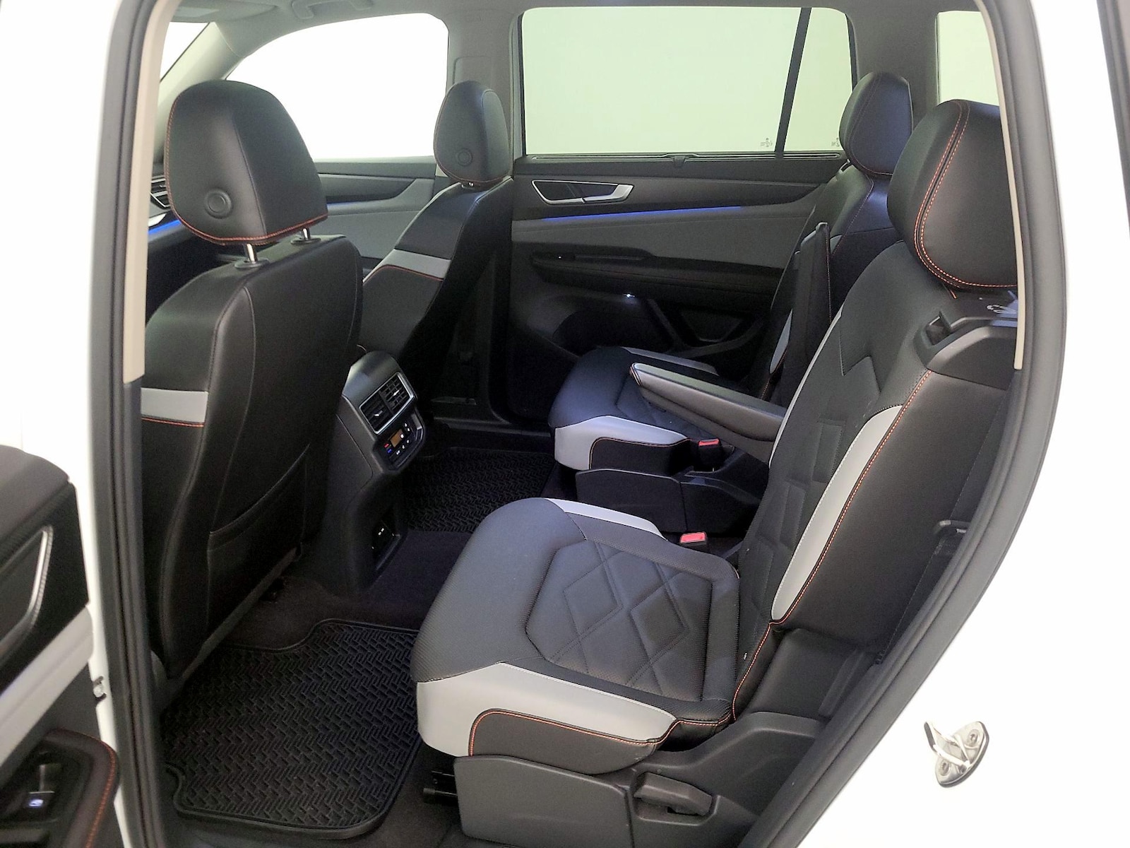 Rear Air Conditioning