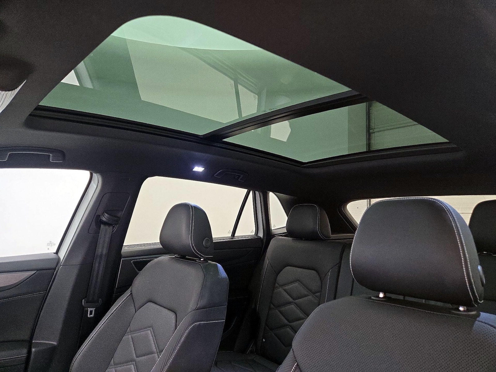 Panoramic Sunroof