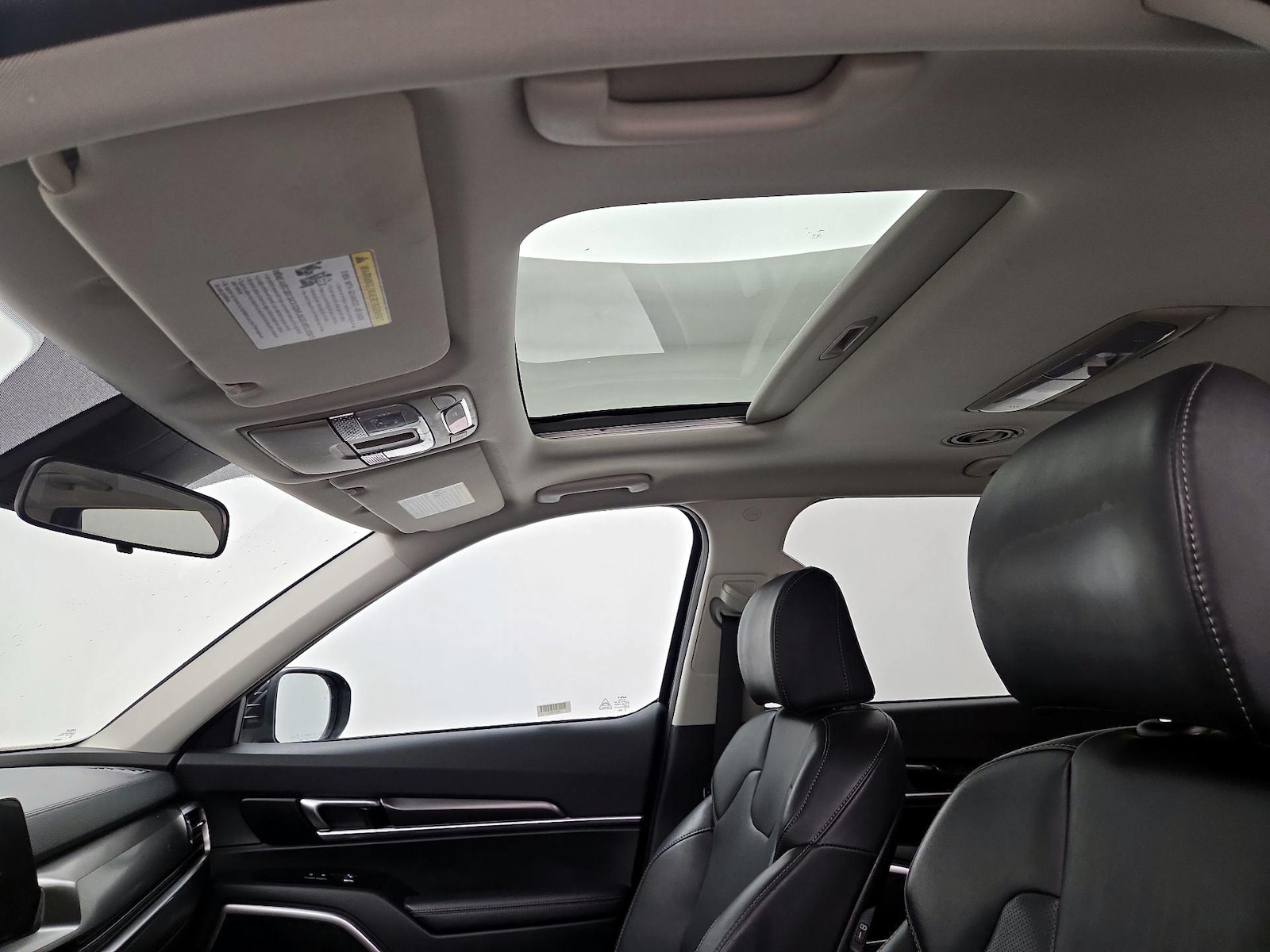 Sunroof(s) & Overhead Airbags