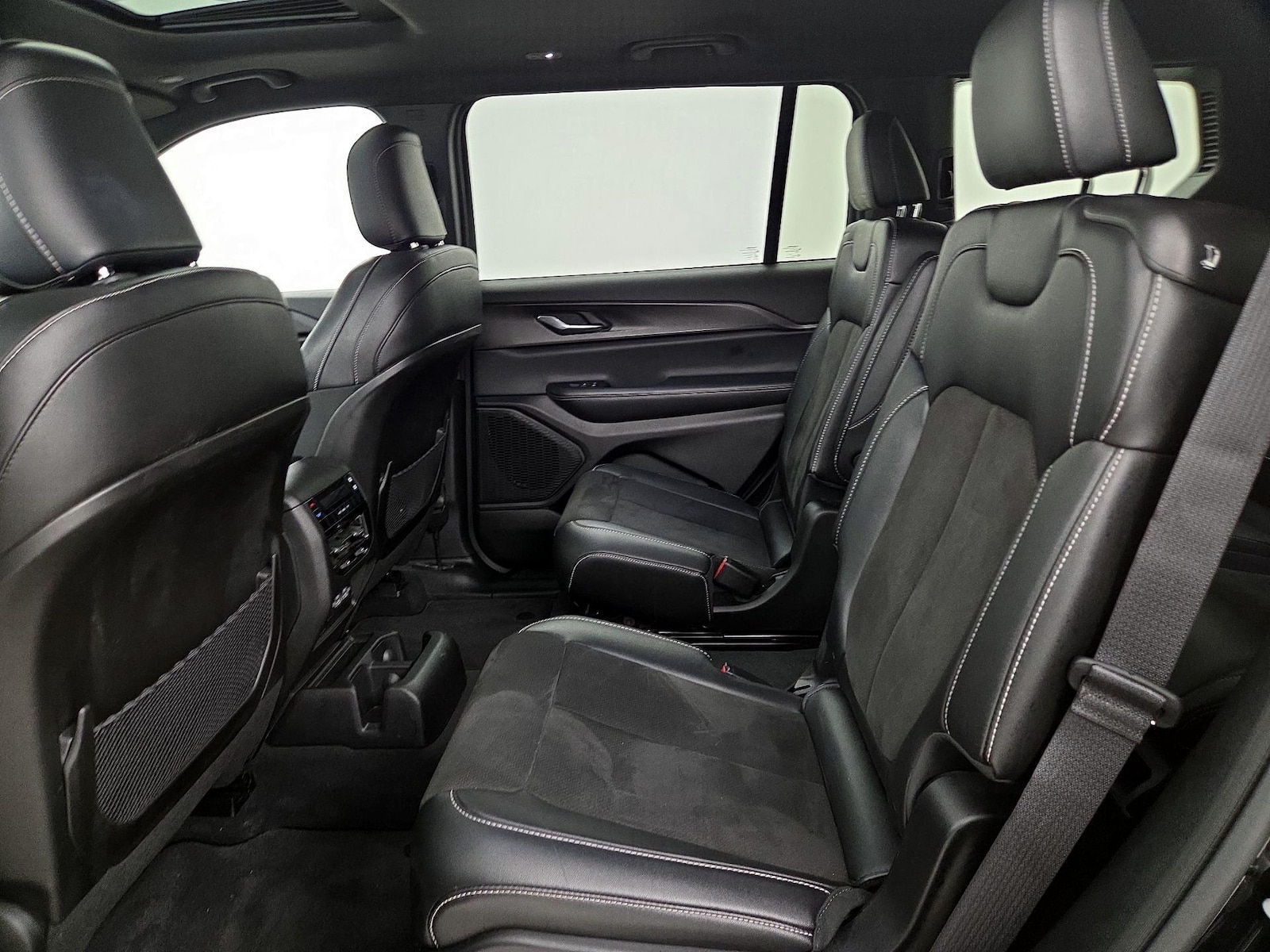 Rear Air Conditioning