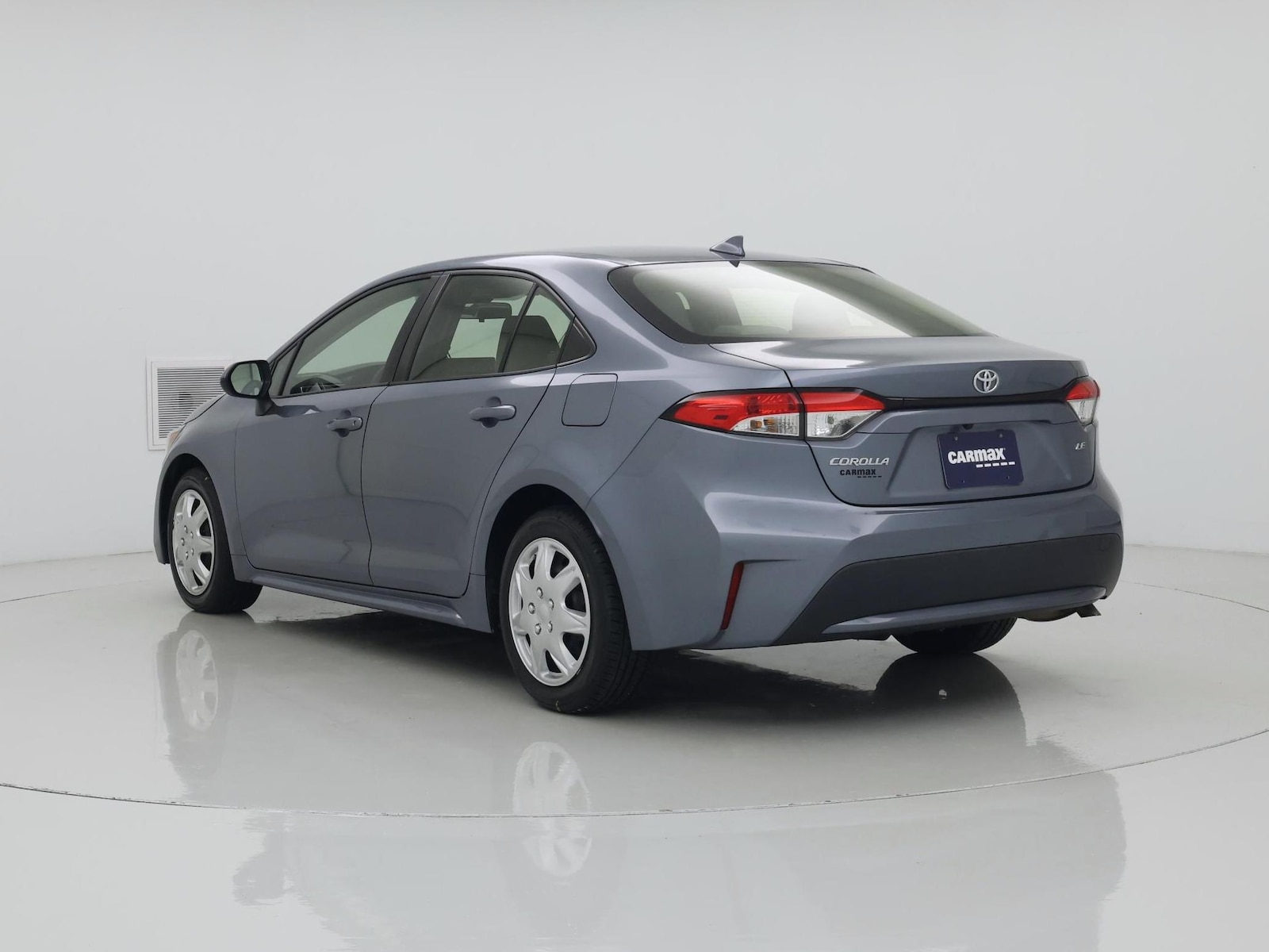 2021 Toyota Corolla LE - Photo 3