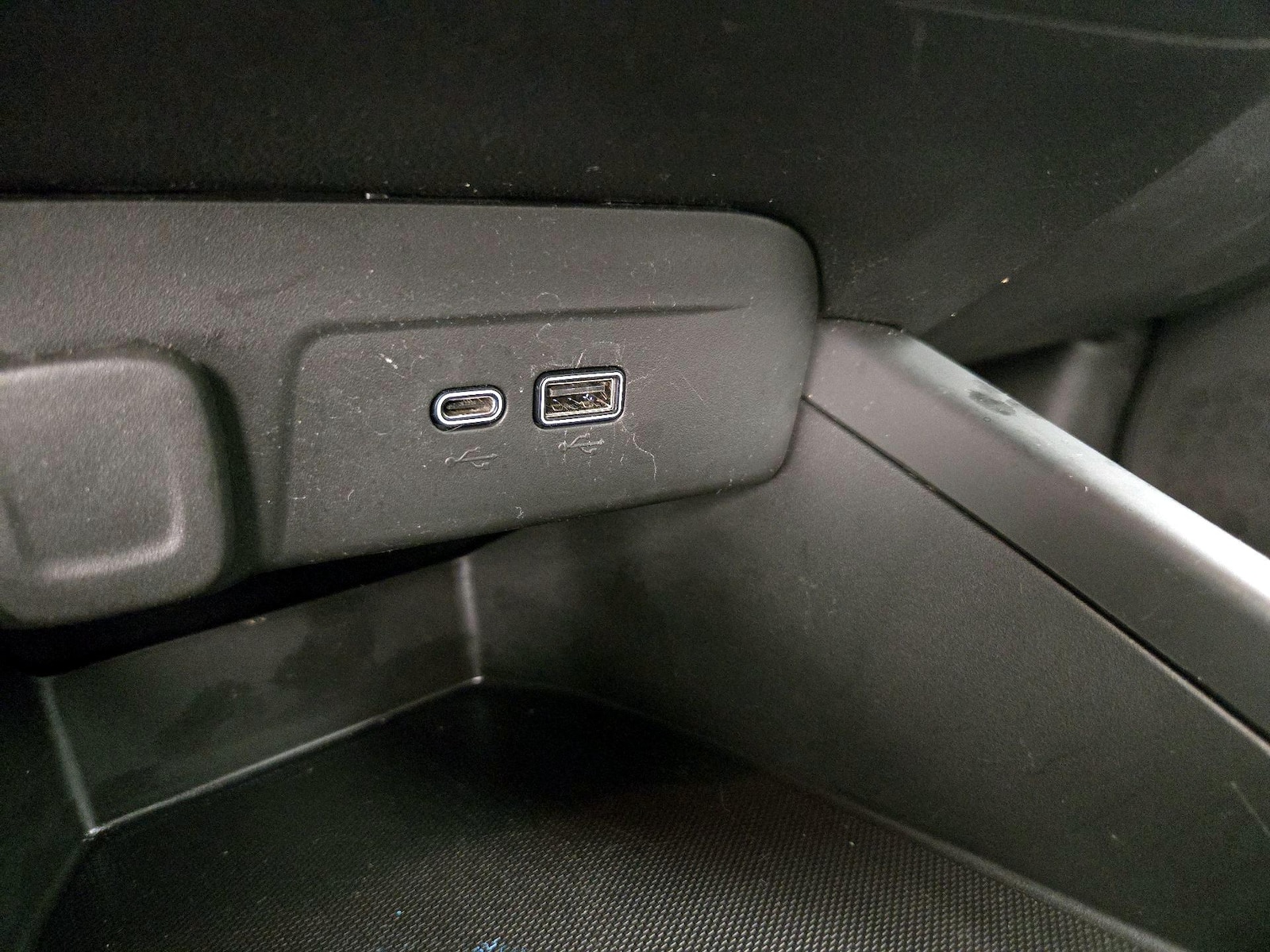 2025 Chevrolet Trax LS - Photo 19