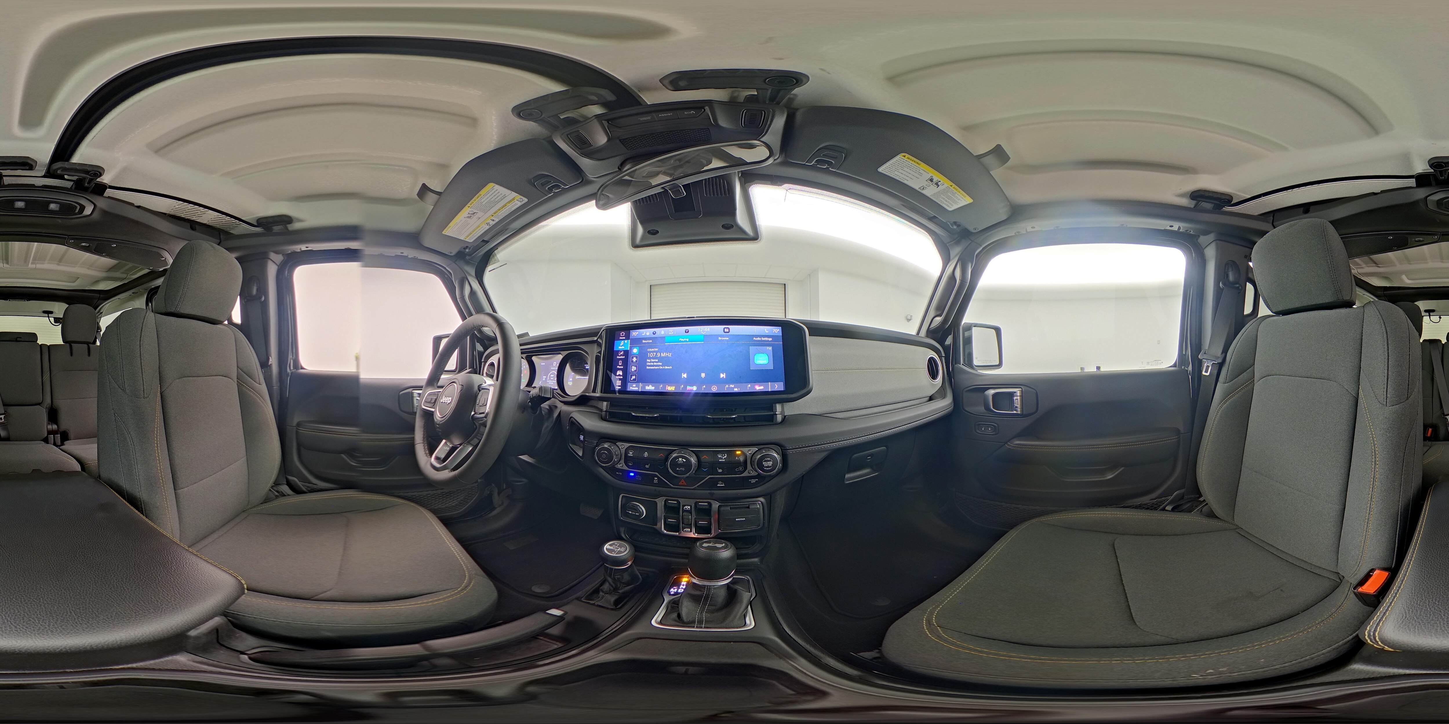 2025 Jeep Wrangler 4xe Sahara 4XE - Photo 24