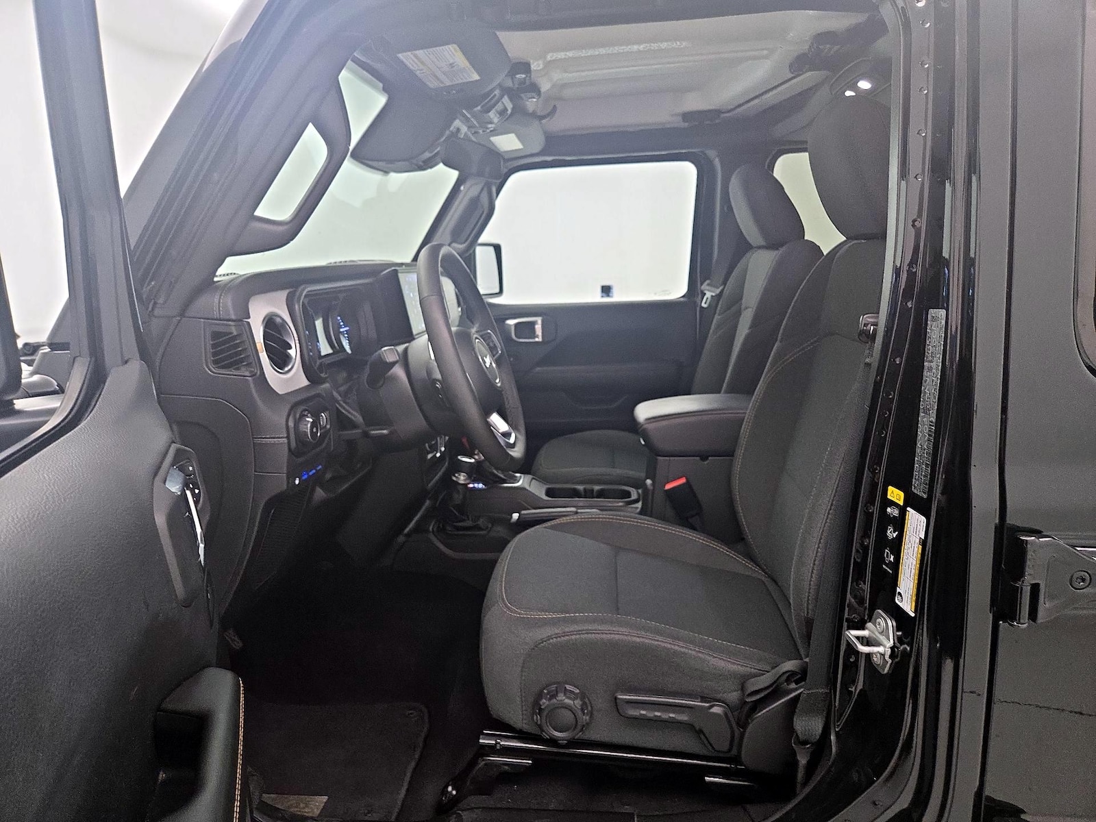 2025 Jeep Wrangler 4xe Sahara 4XE - Photo 12