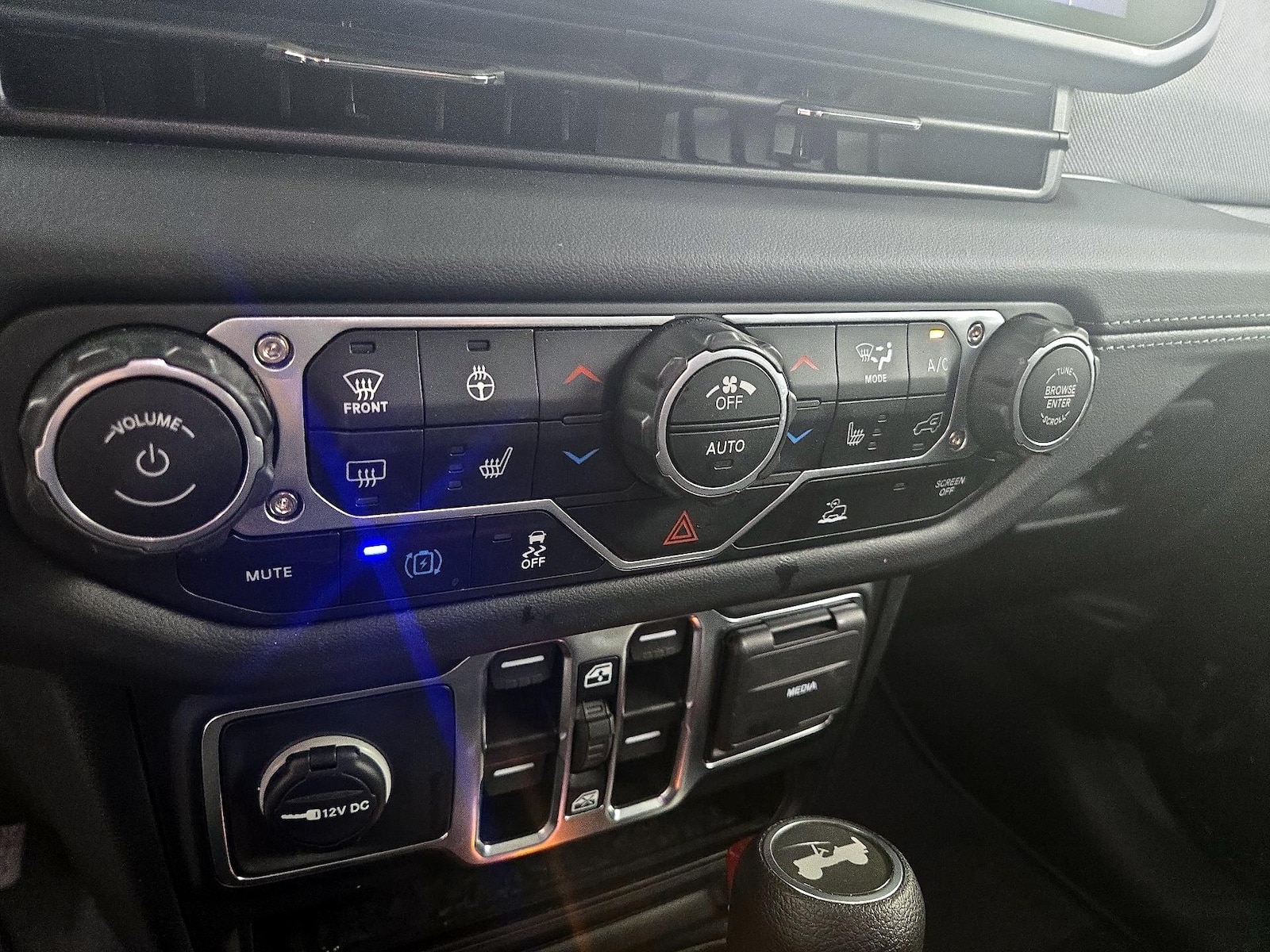 2025 Jeep Wrangler 4xe Sahara 4XE - Photo 17