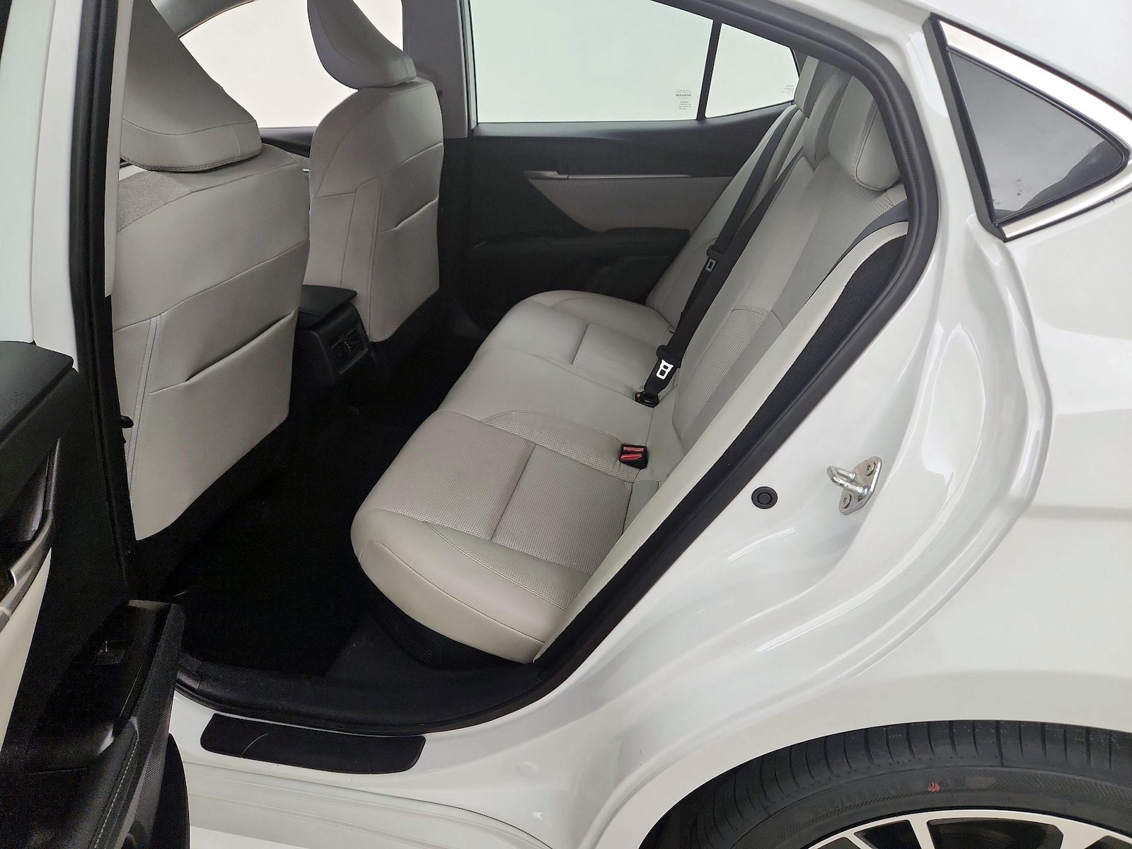 2025 Toyota Camry XLE - Photo 21