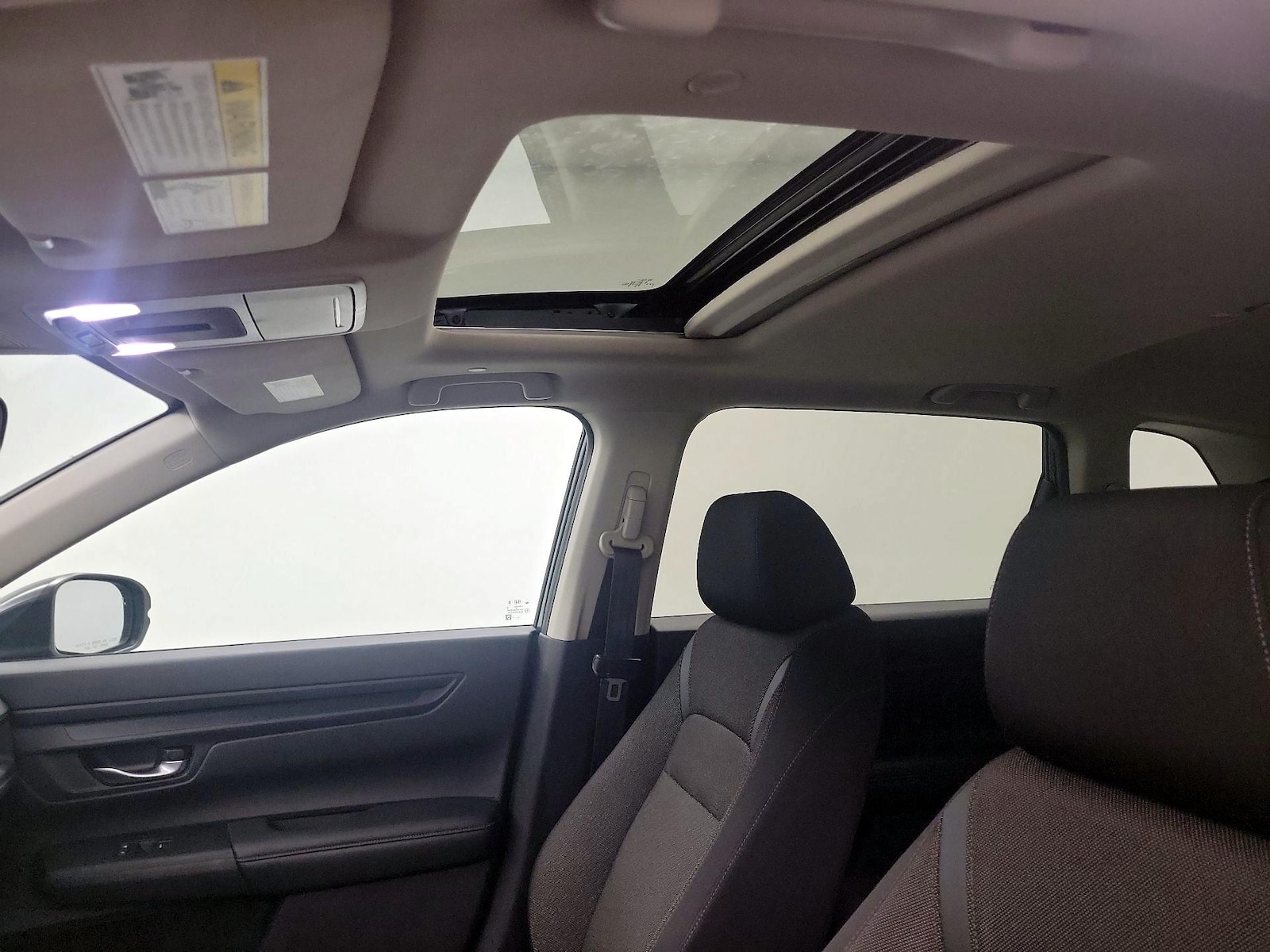 Sunroof(s) & Overhead Airbags