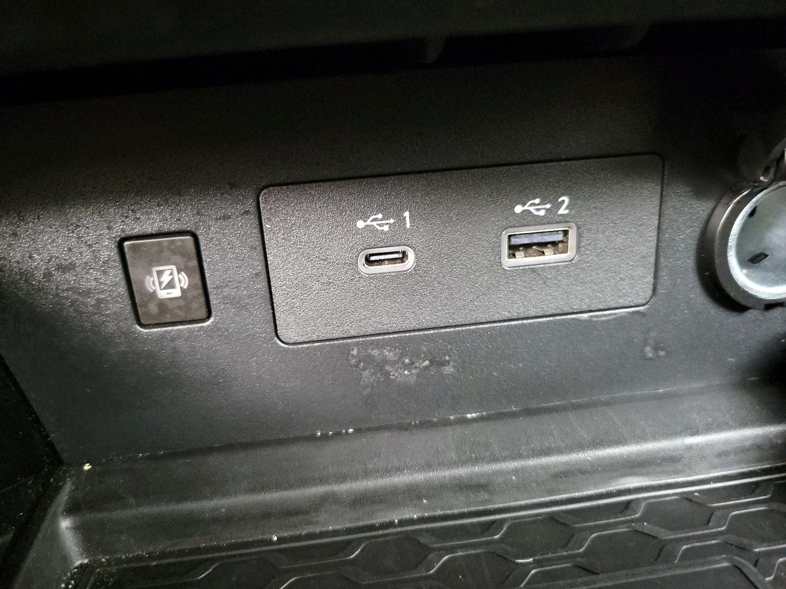 2025 Nissan Altima SR - Photo 19
