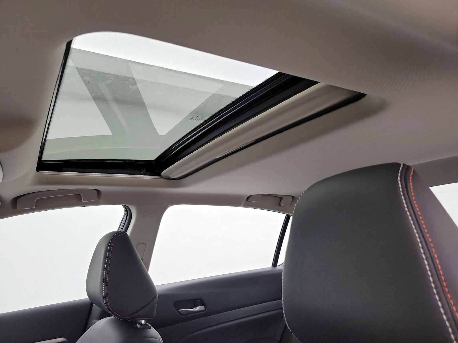 2025 Nissan Altima SR - Photo 20