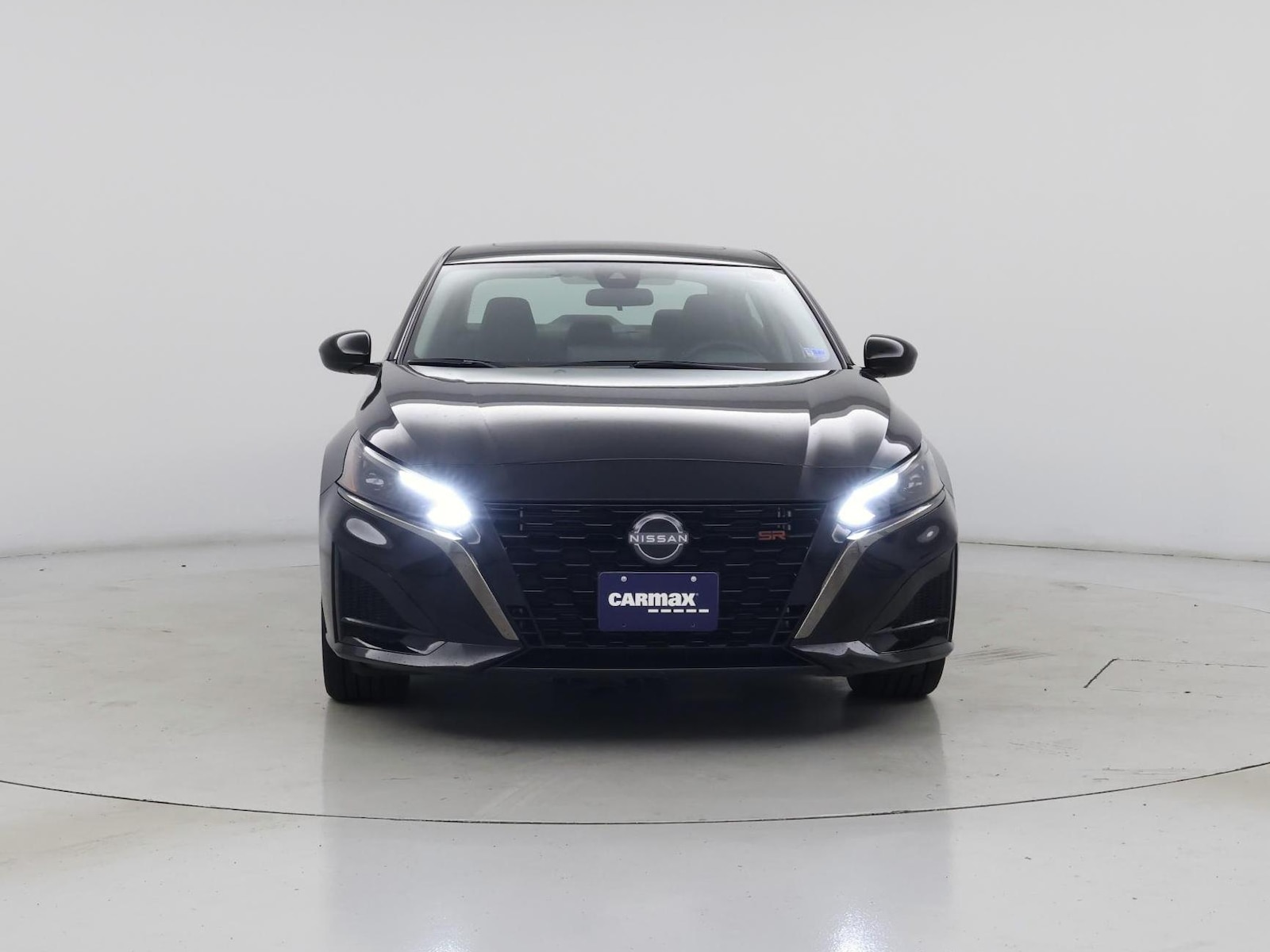 2025 Nissan Altima SR - Photo 6
