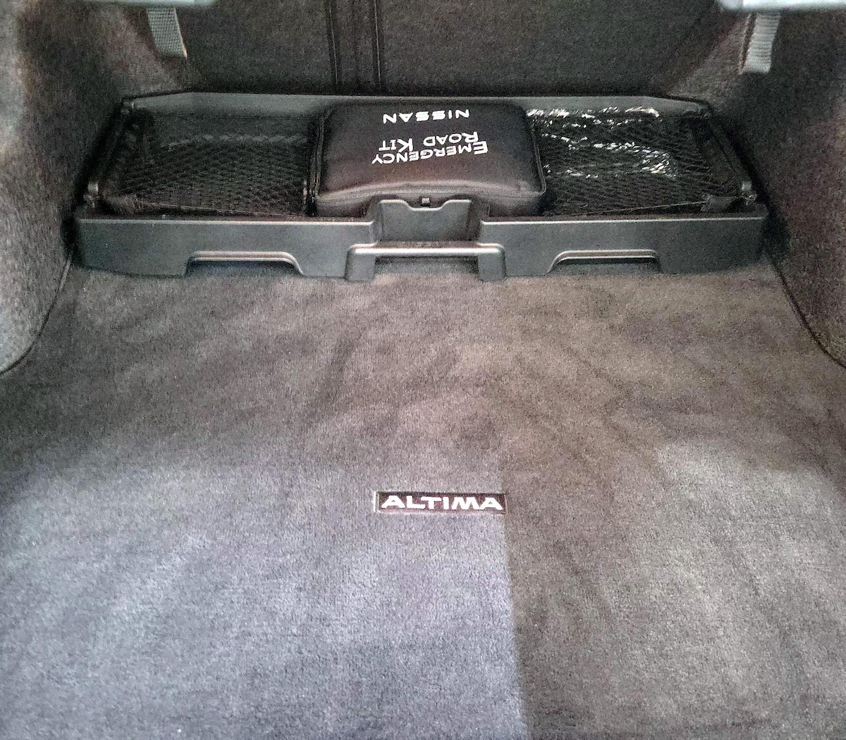Trunk/Cargo (Seats Up)