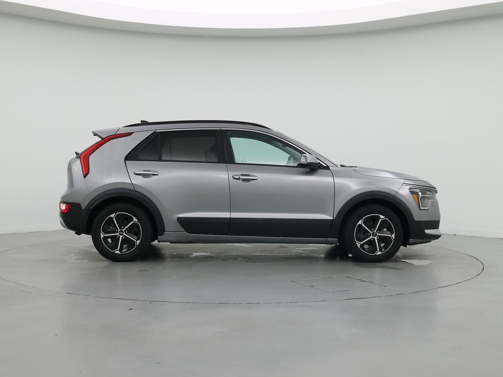2023 Kia Niro EX - Photo 8