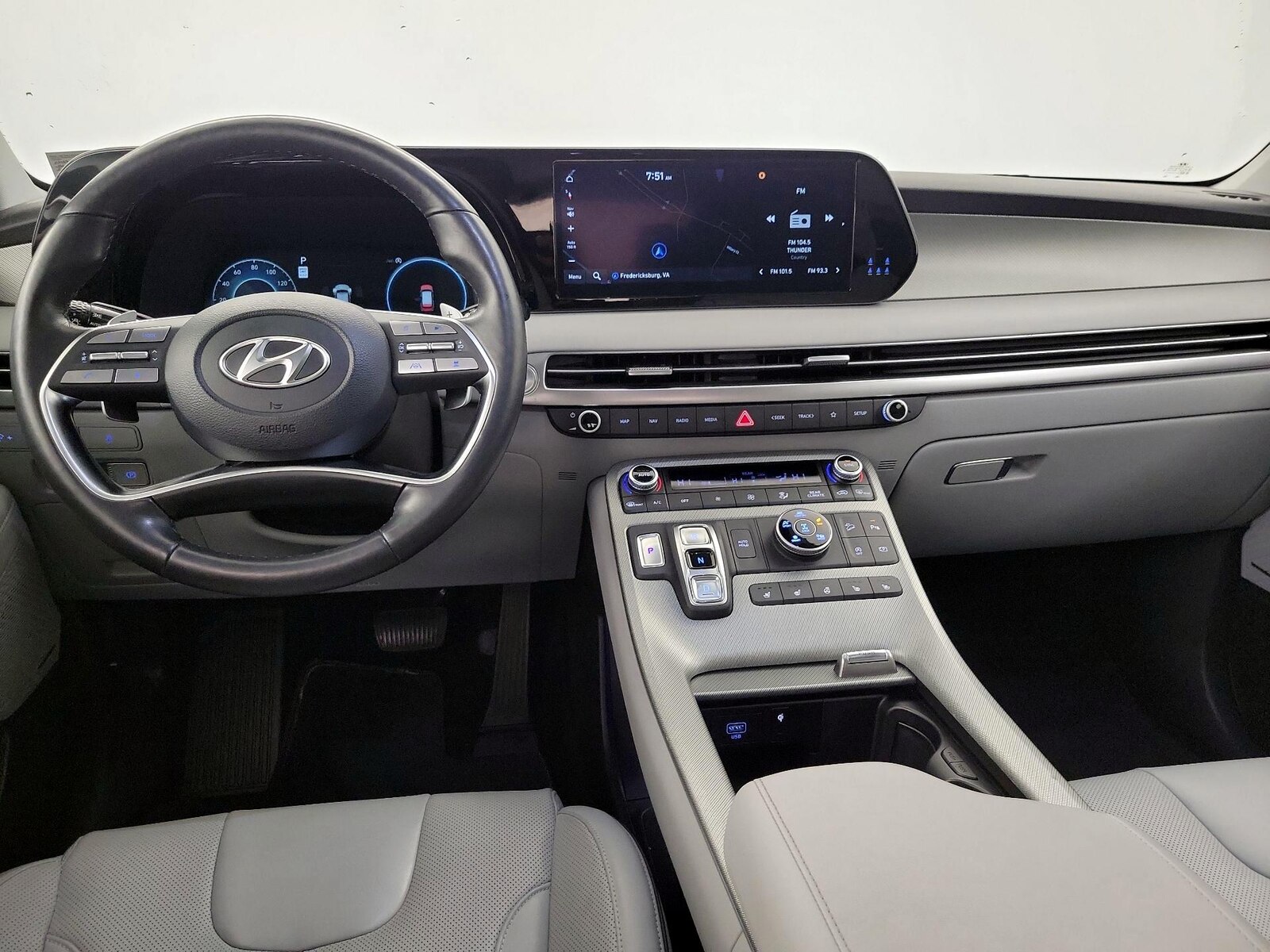 Apple CarPlay® & Android Auto™