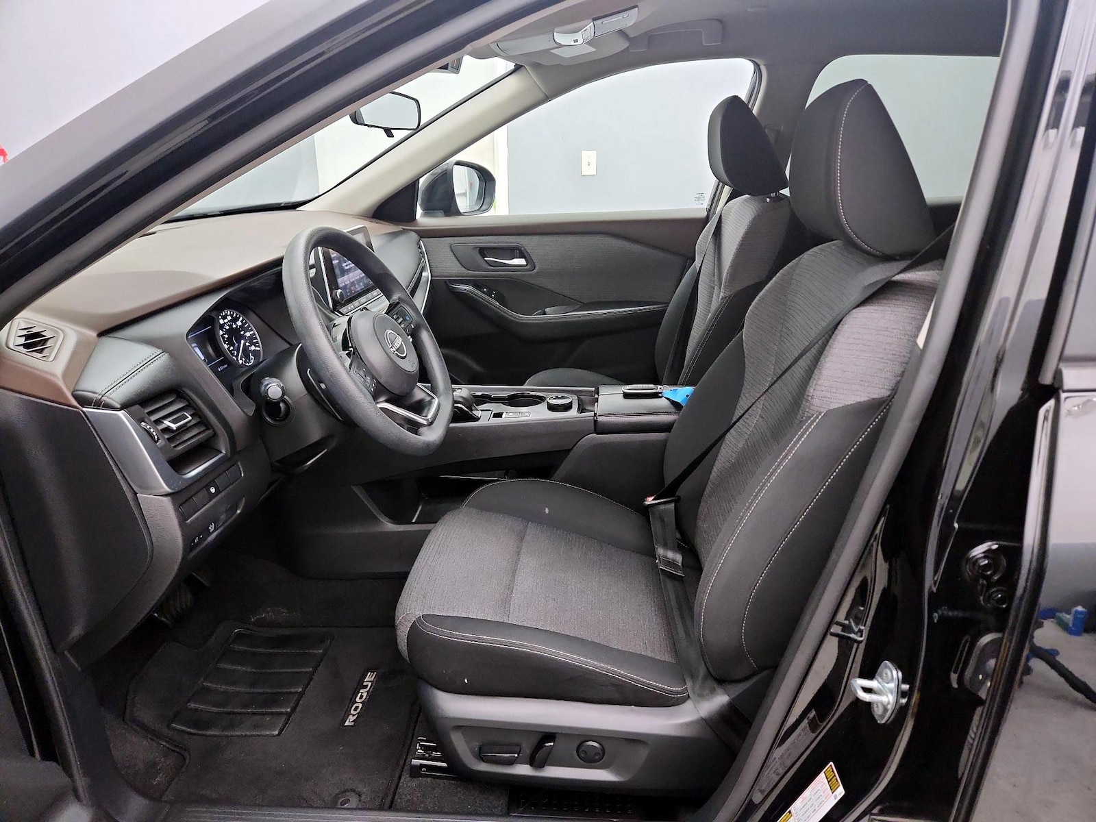 Power Seat(s) & Side Airbags
