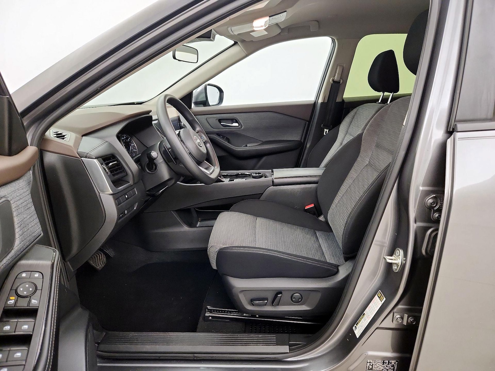 Power Seat(s) & Side Airbags