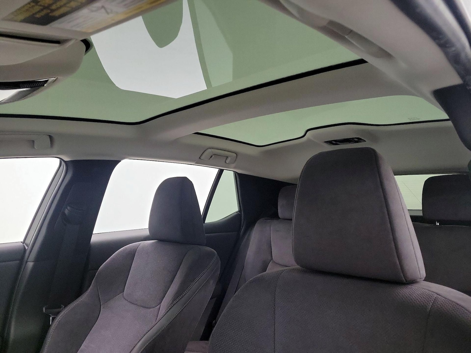 Skylight(s) & Overhead Airbags