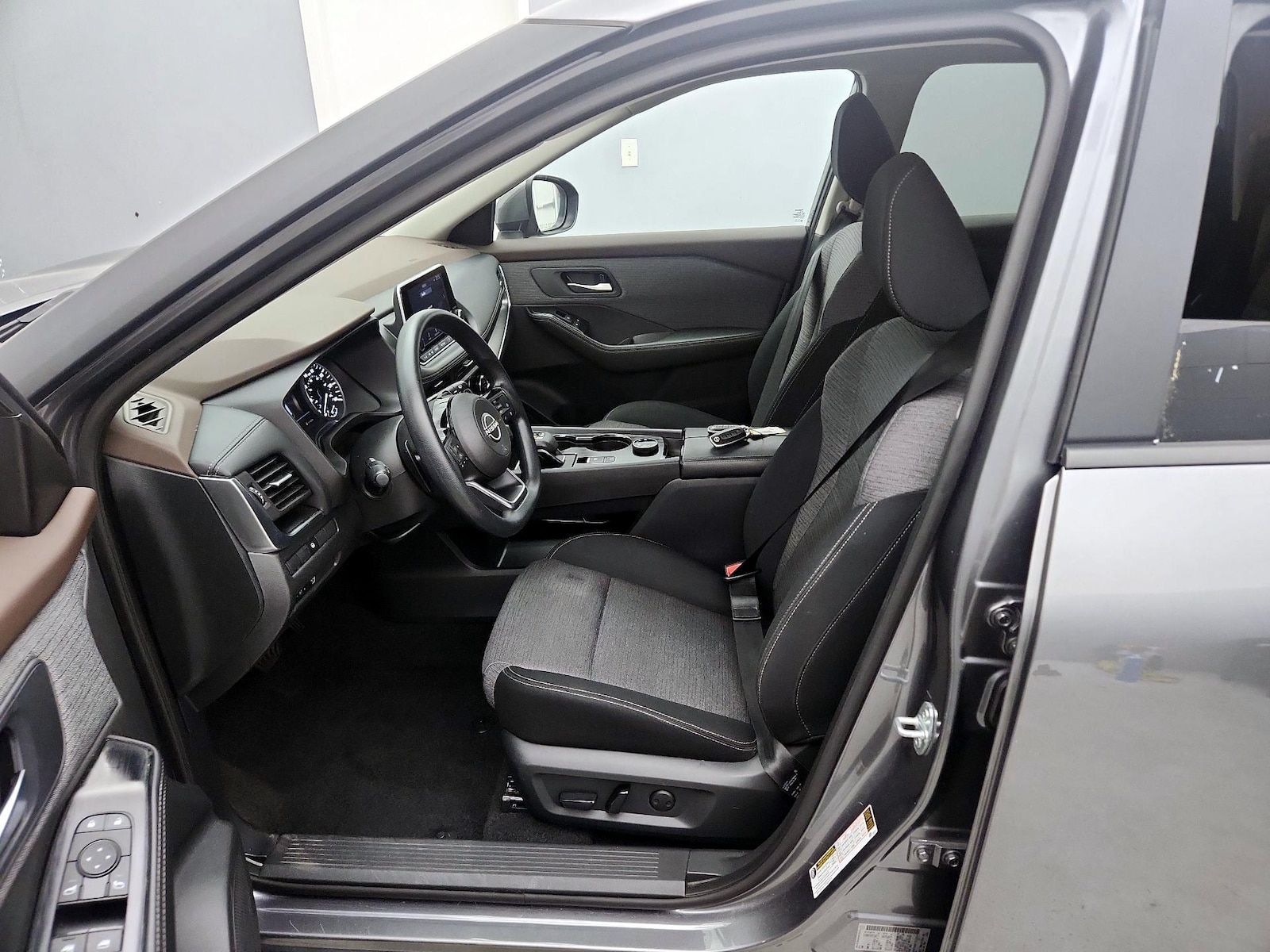 Power Seat(s) & Side Airbags