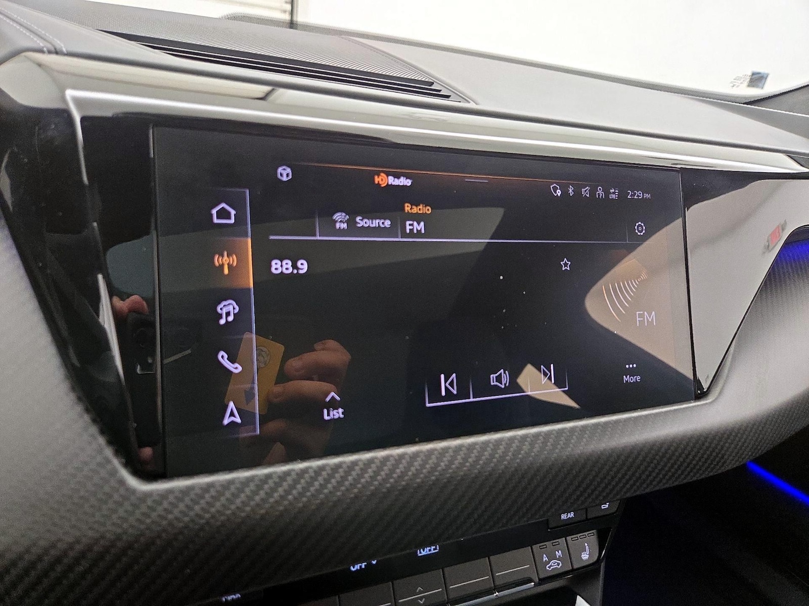 2024 Audi e-tron GT Prestige - Photo 17