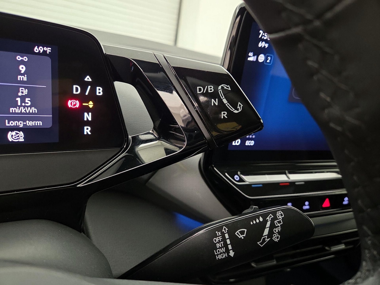 2023 Volkswagen ID.4 PRO S - Photo 19