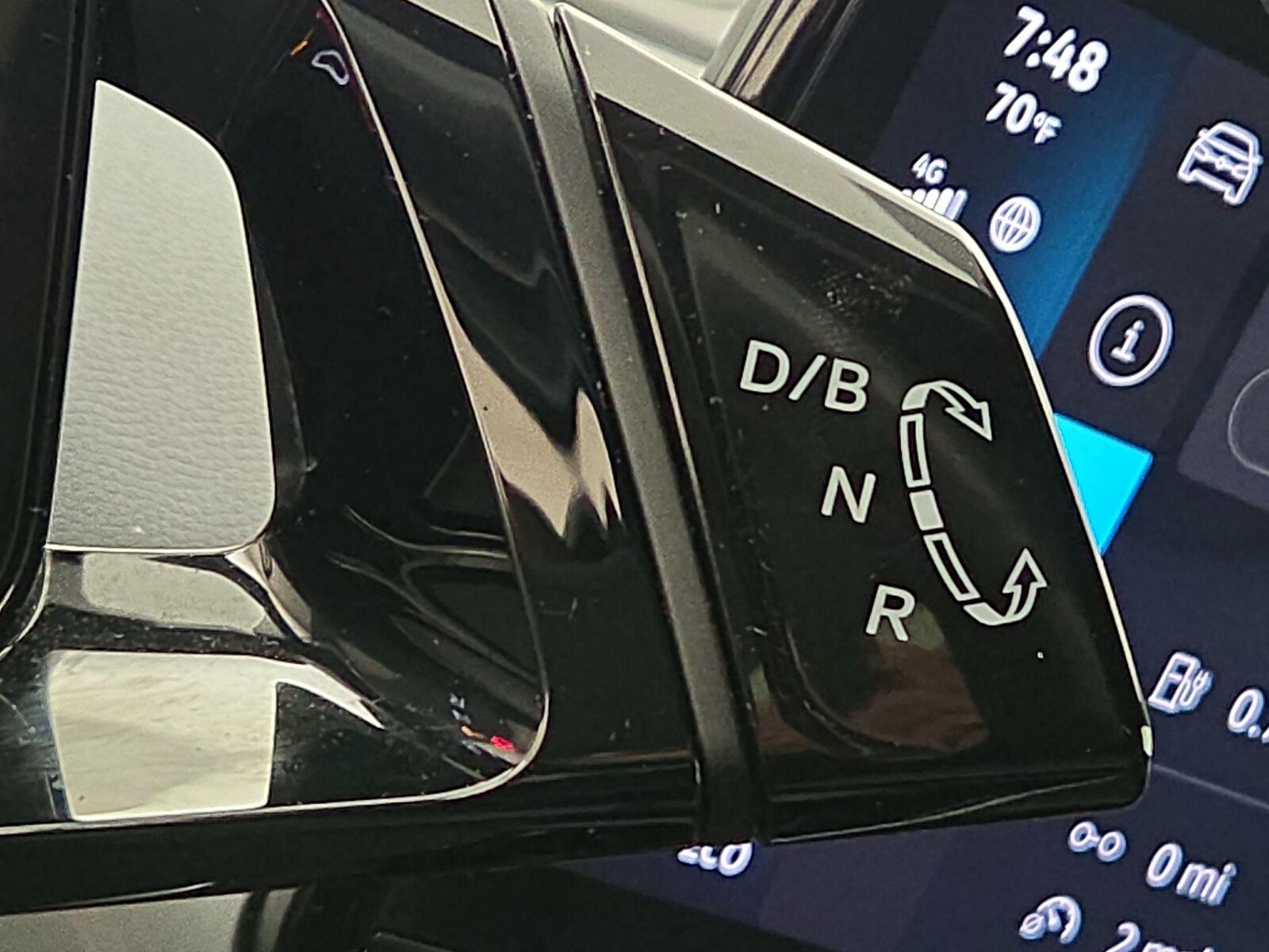 2023 Volkswagen ID.4 S - Photo 18