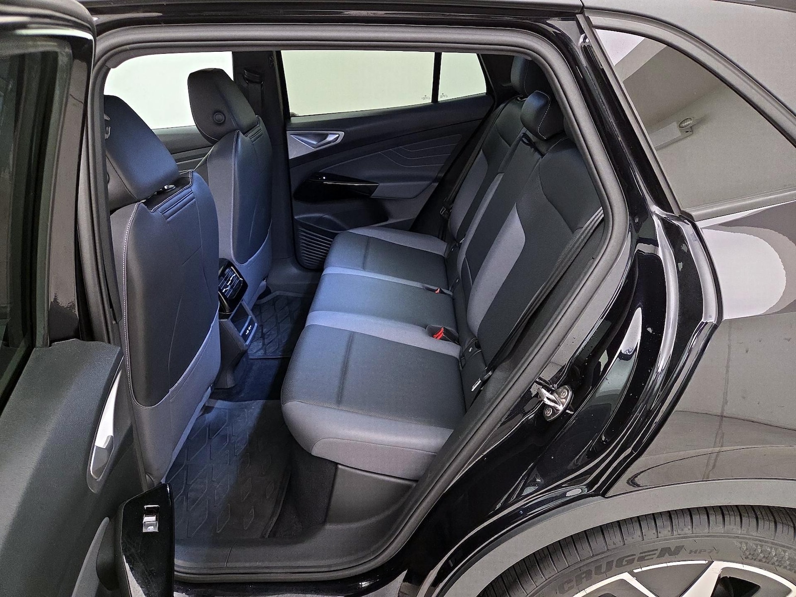 2023 Volkswagen ID.4 S - Photo 19