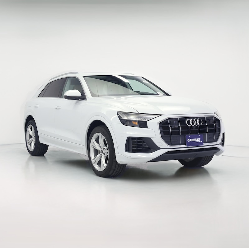 2023 Audi Q8 Premium