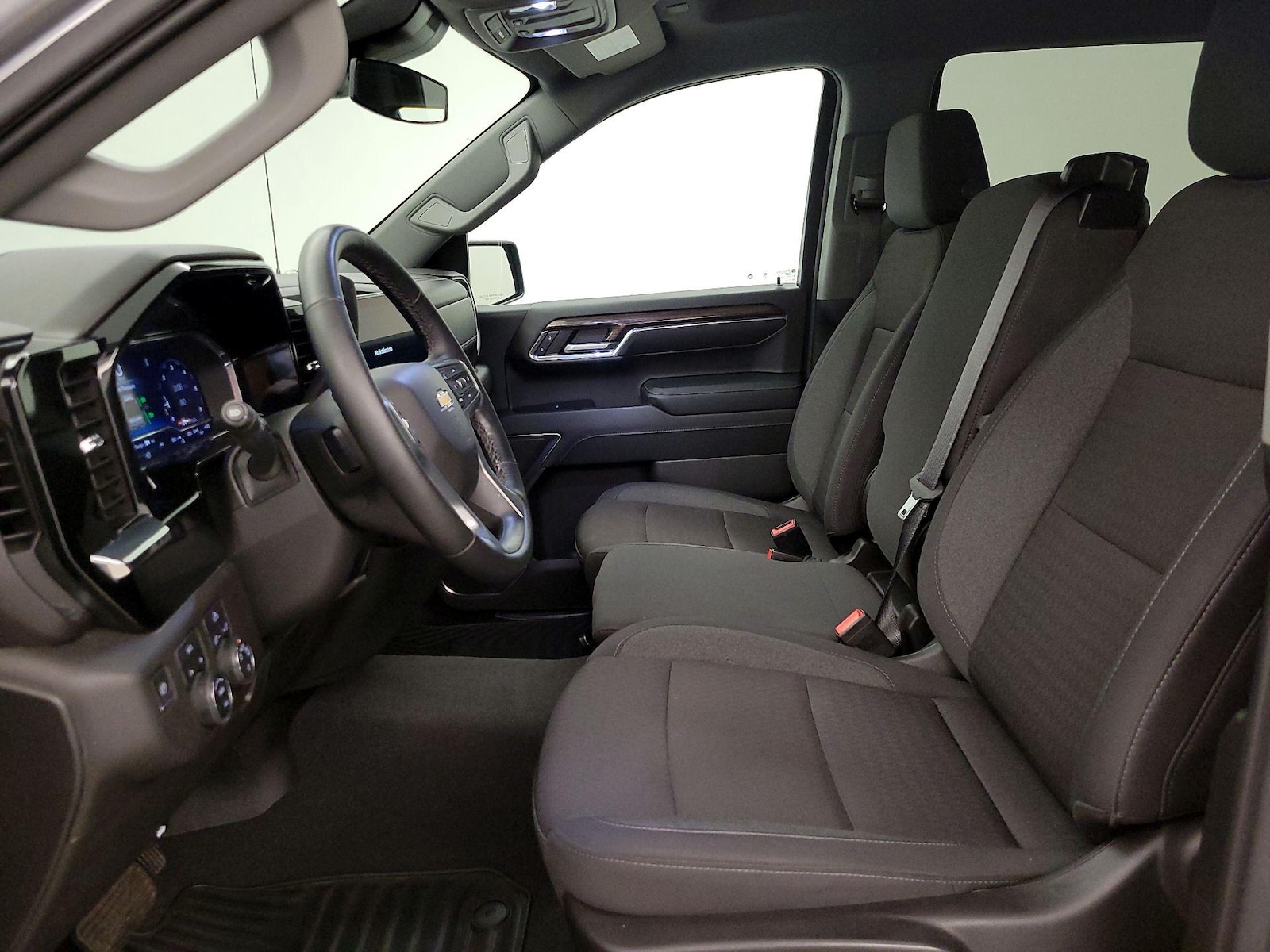 2024 Chevrolet Silverado 1500 LT - Photo 12