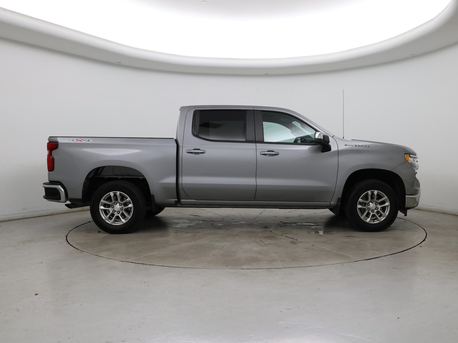 2024 Chevrolet Silverado 1500 LT - Photo 8