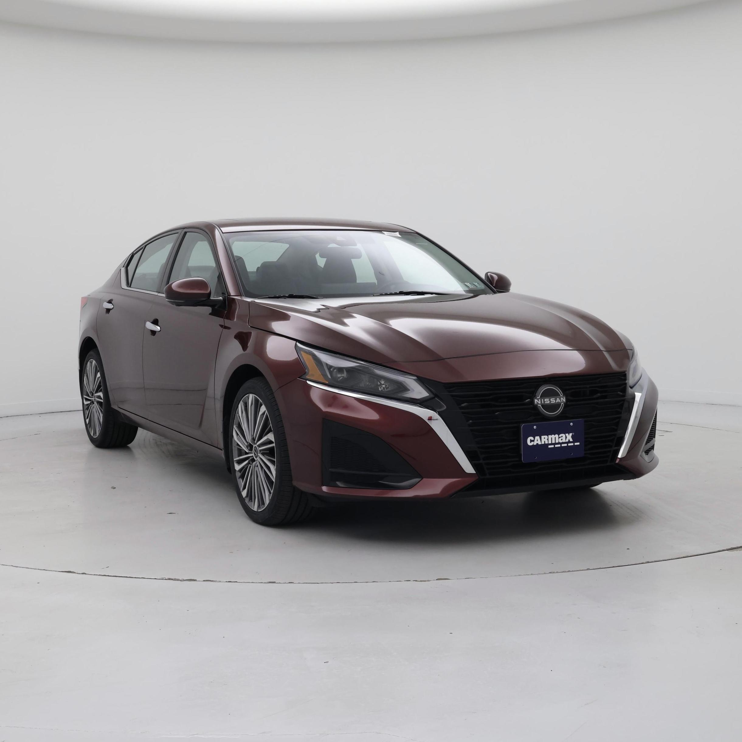 Red (Burgundy) 2023 Nissan Altima Sedan All-Wheel Drive Automatic