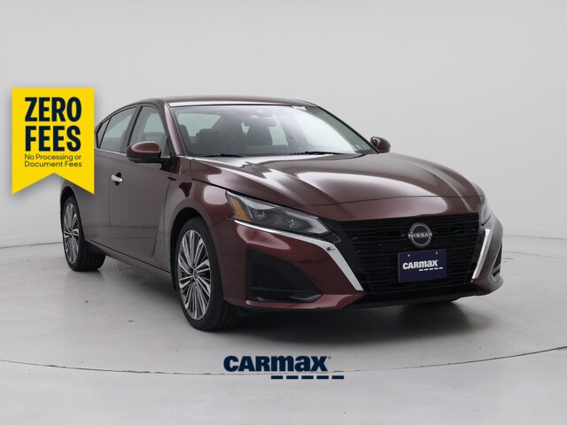 Red (Burgundy) 2023 Nissan Altima Sedan All-Wheel Drive Automatic